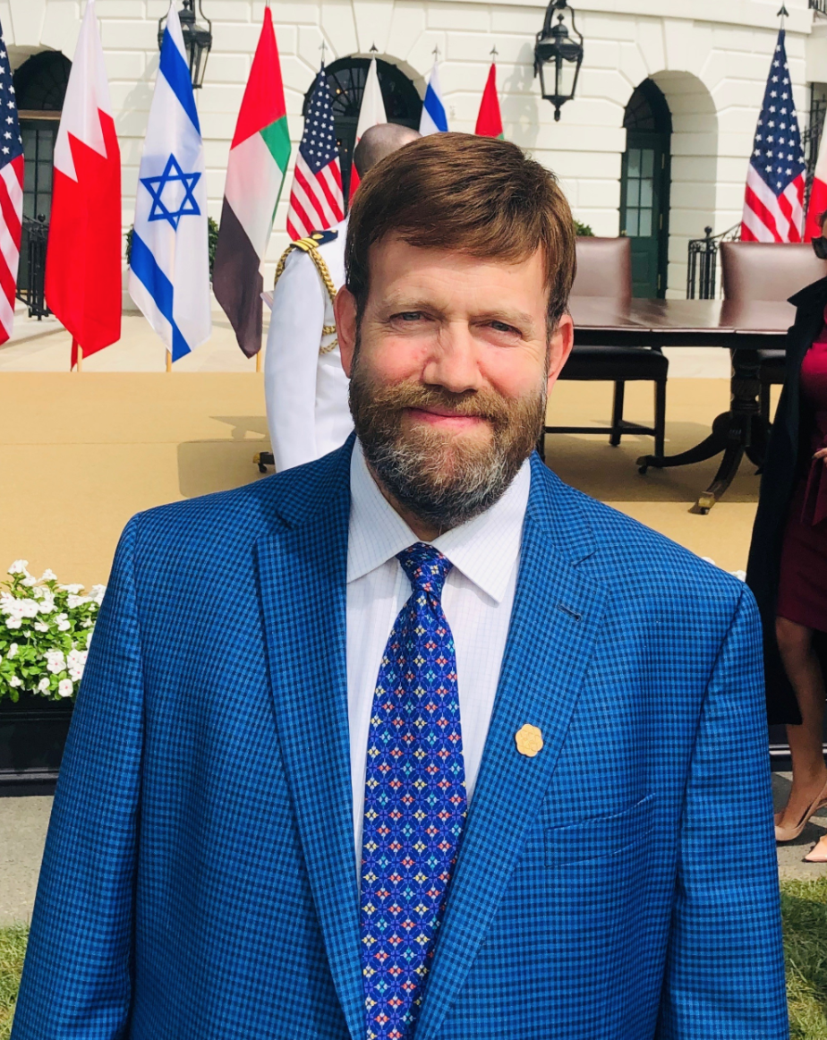 Honorary Advisory Board Member Dr. Frank Luntz — The Common Good
