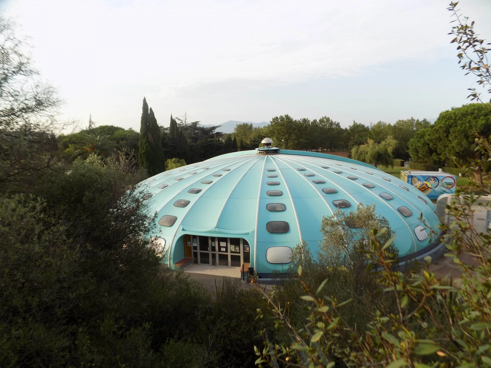 piscine-tournesol-photographies-de-didier-page-a-mediatheque-de-saint-esteve-e1472312403837.jpg