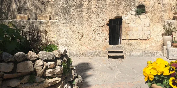 Umm, the Tomb is Empty... (Kailah's Story)