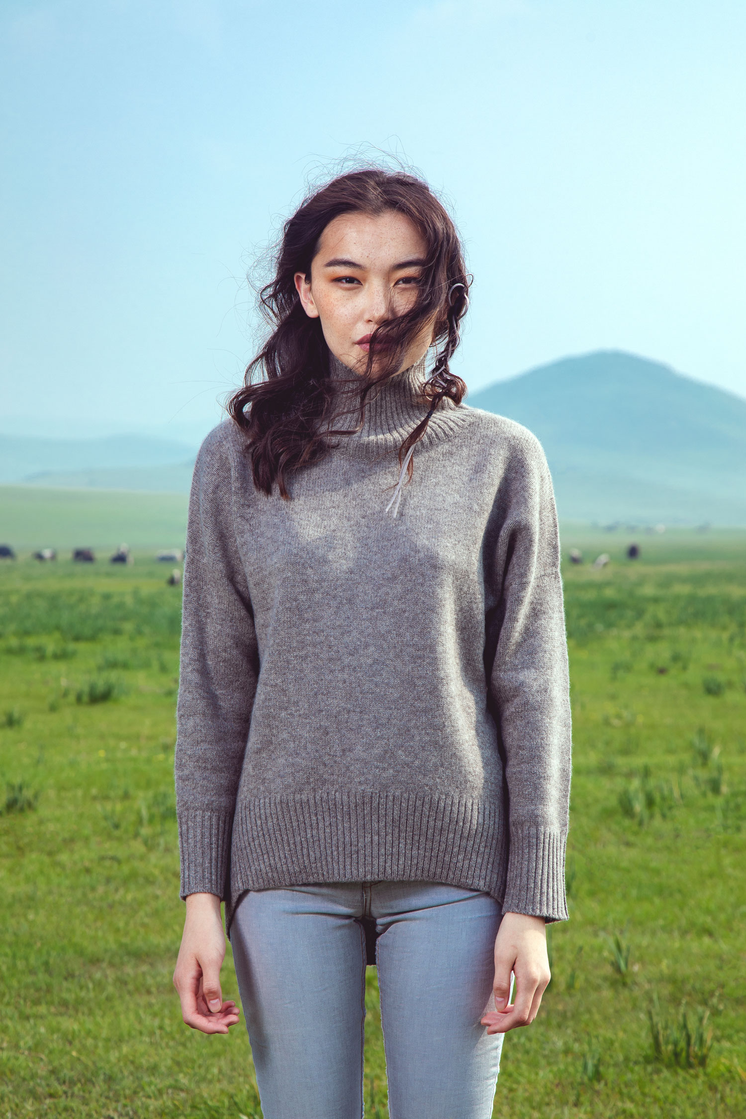 yak-wool-boyfriend-sweater-vertical-born-of-nomad.jpg
