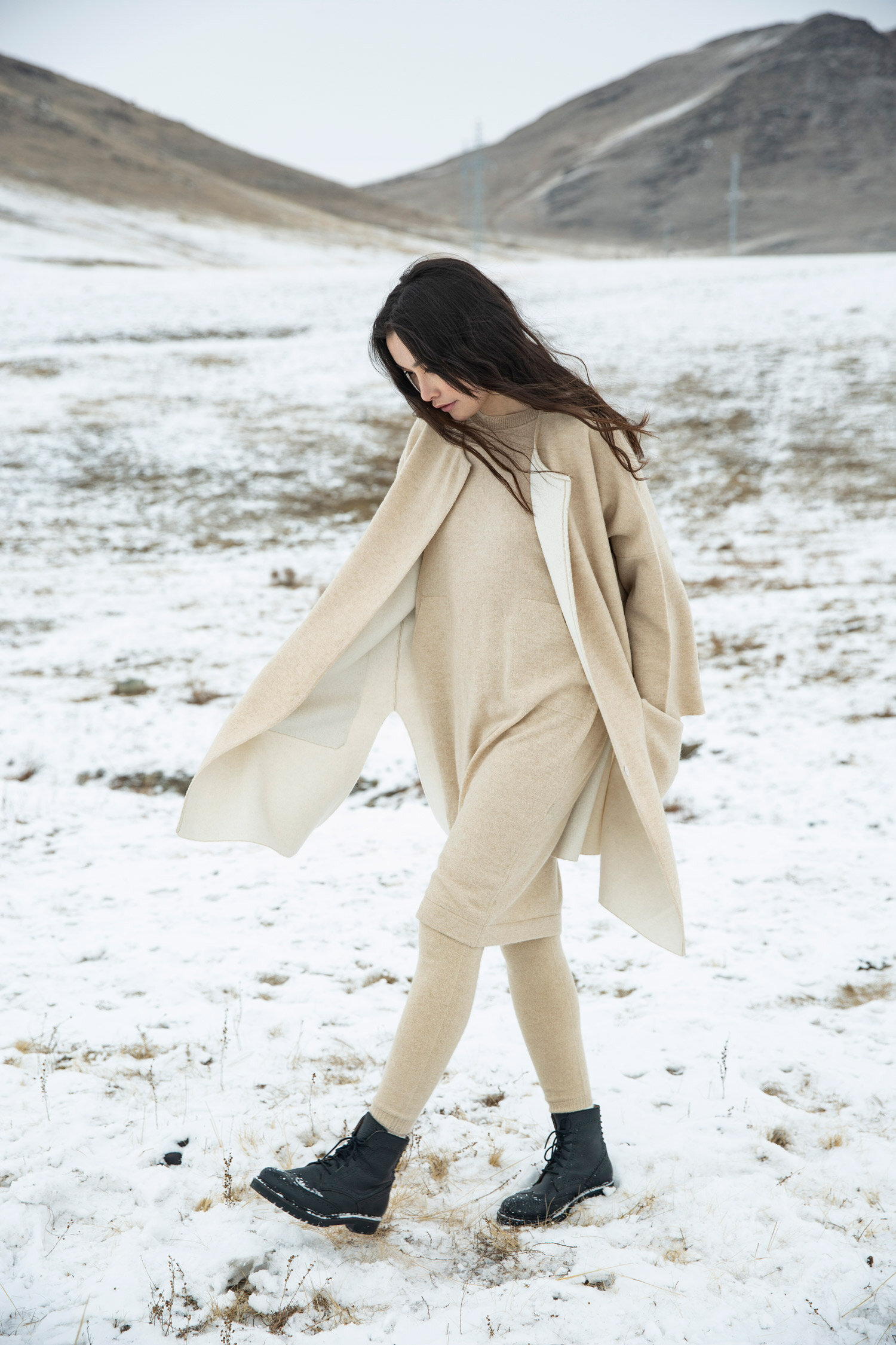 born-of-nomad_oversized-coat_1.jpg