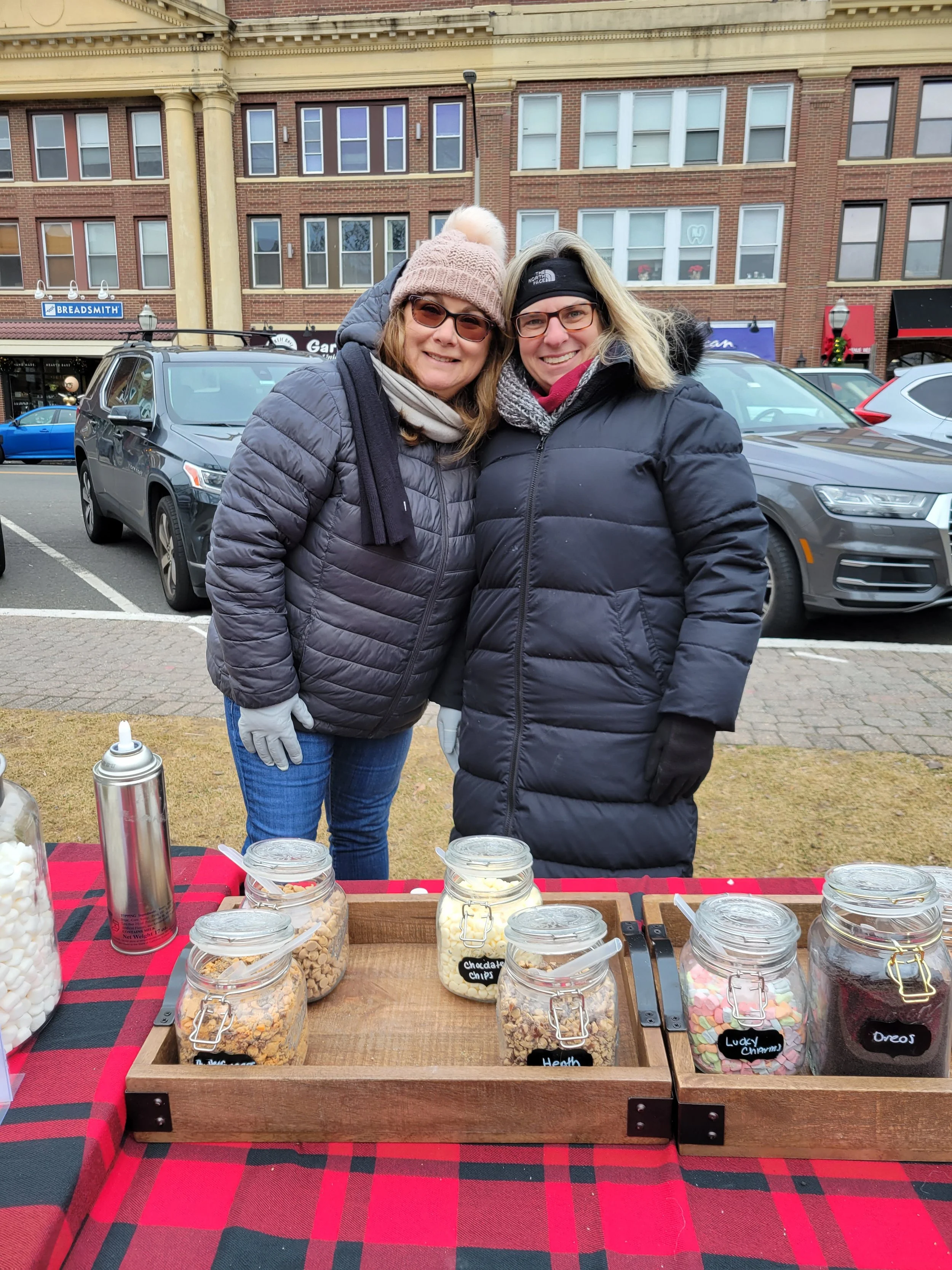 Hot cocoa volunteers.jpg
