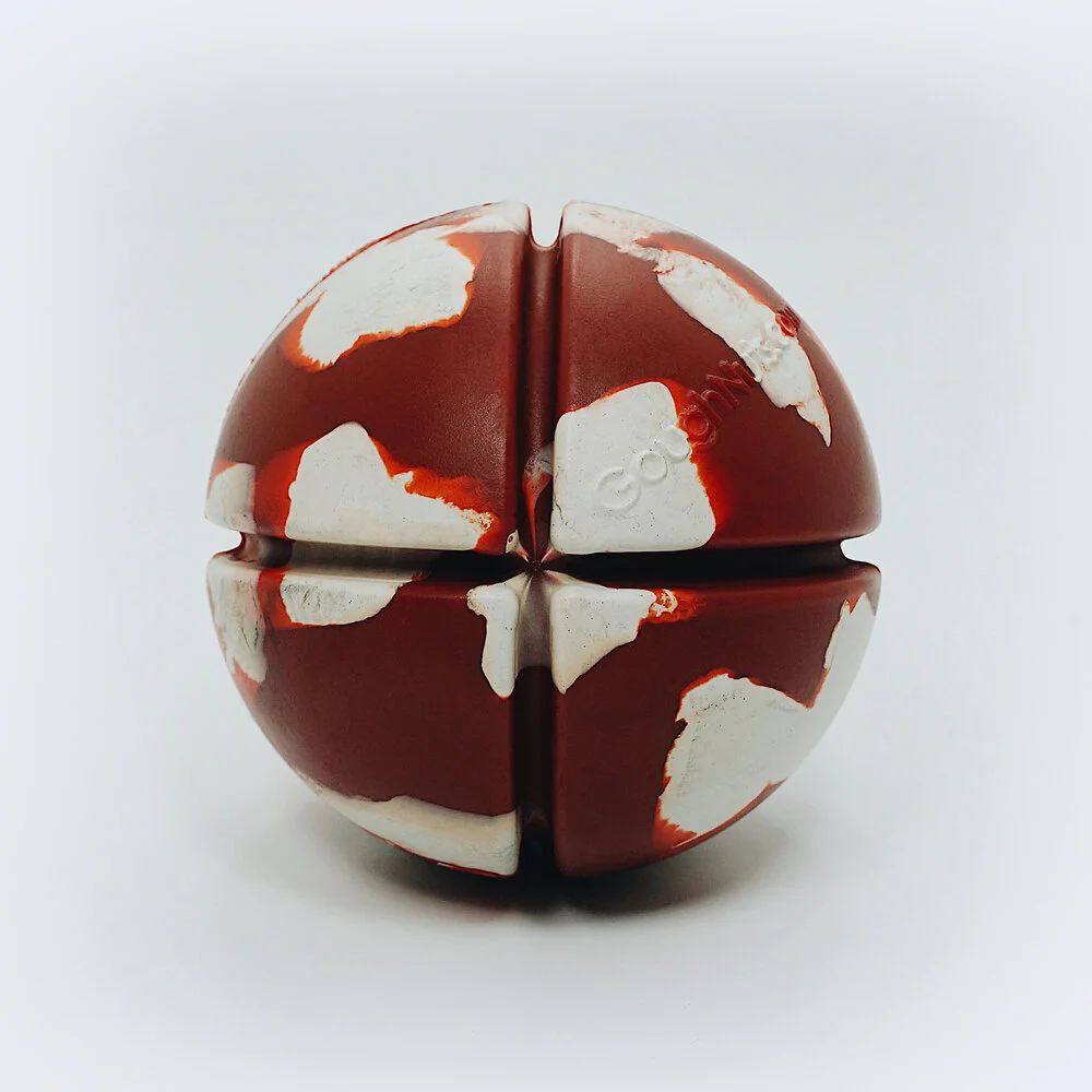 goughnuts interactive black chew ball