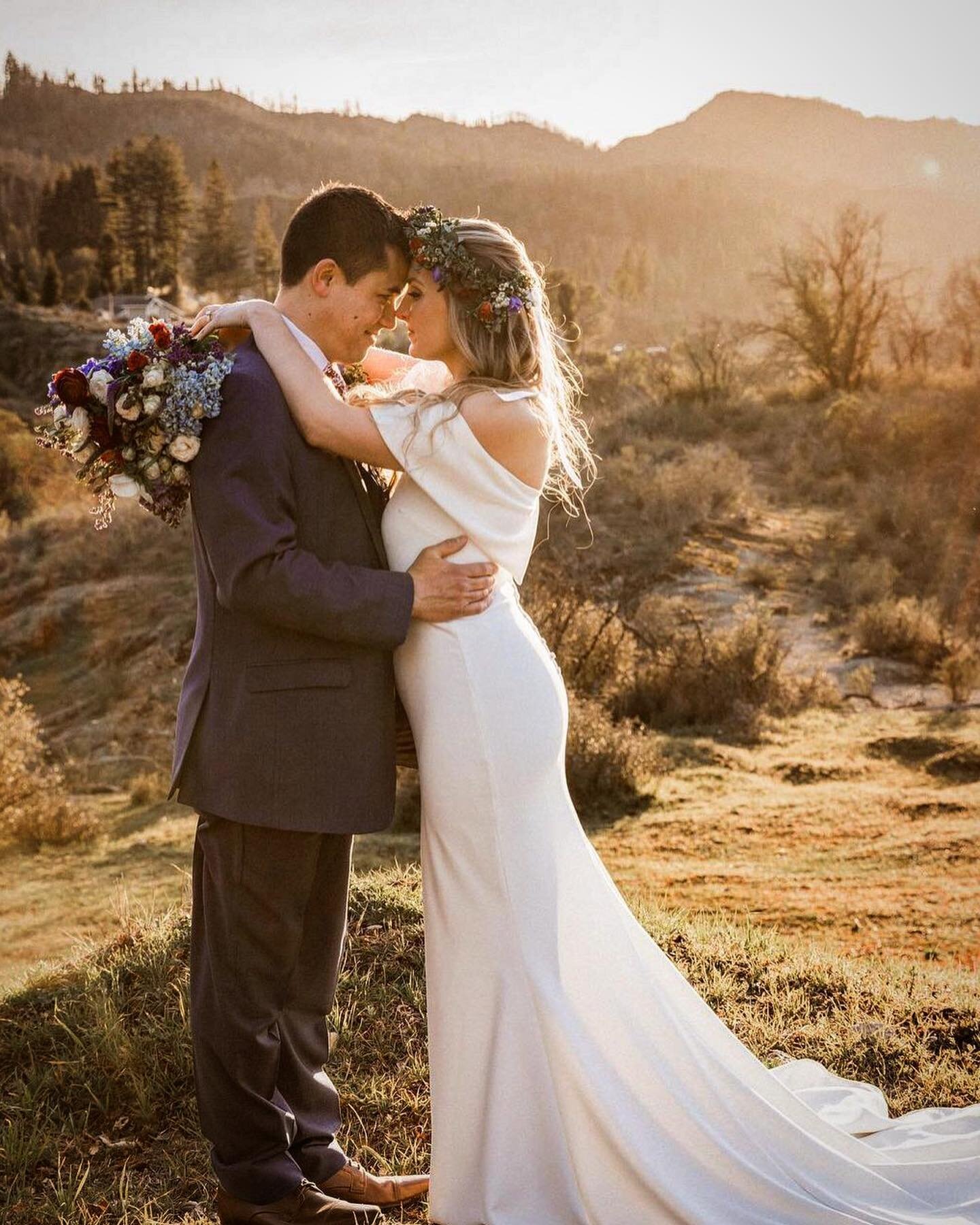 Because sharing is caring 💜💜💜 

These beautiful snaps by @rebelfoxphotography and shared by our lovely @phoebety22 &hellip; to die for 💜💜💜

#weddingdestination #triplesranchnapa #wedding #calistoga #napa #wedding #california #love #life #vacati