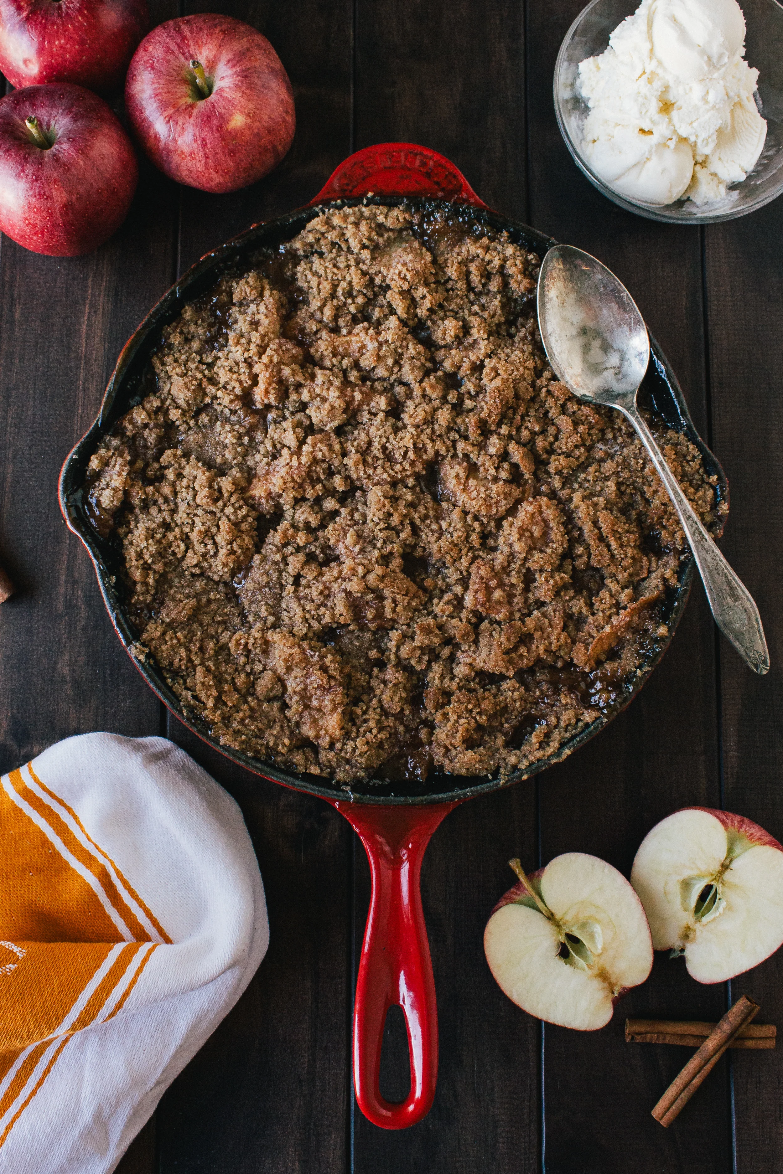 Cast-Iron Skillet Apple Crisp