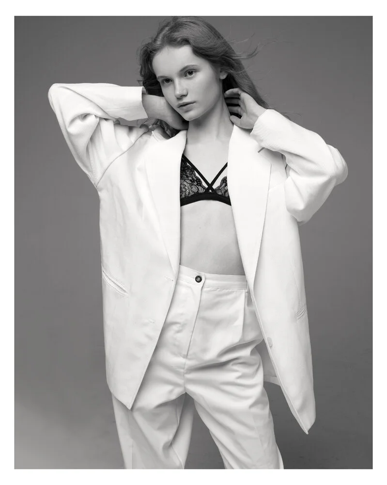 Vika Kakhno.jpg