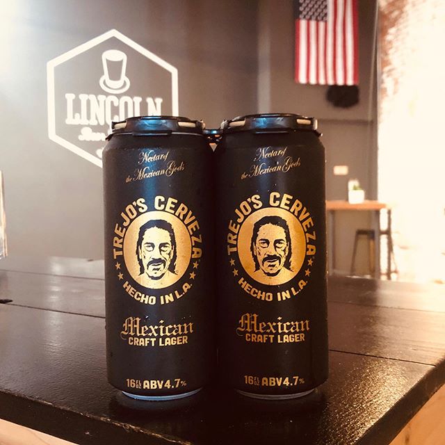 Red, White, and Beer! ❤️💙 Celebrate your independence with a 4-pack of Trejo&rsquo;s Cerveza and be the highlight of your Fourth of July party! 🍻💙❤️
&bull;
&bull;
&bull;
&bull;
&bull;
#dannytrejo #trejostacos #trejoscantina #trejostacoslabrea #tre