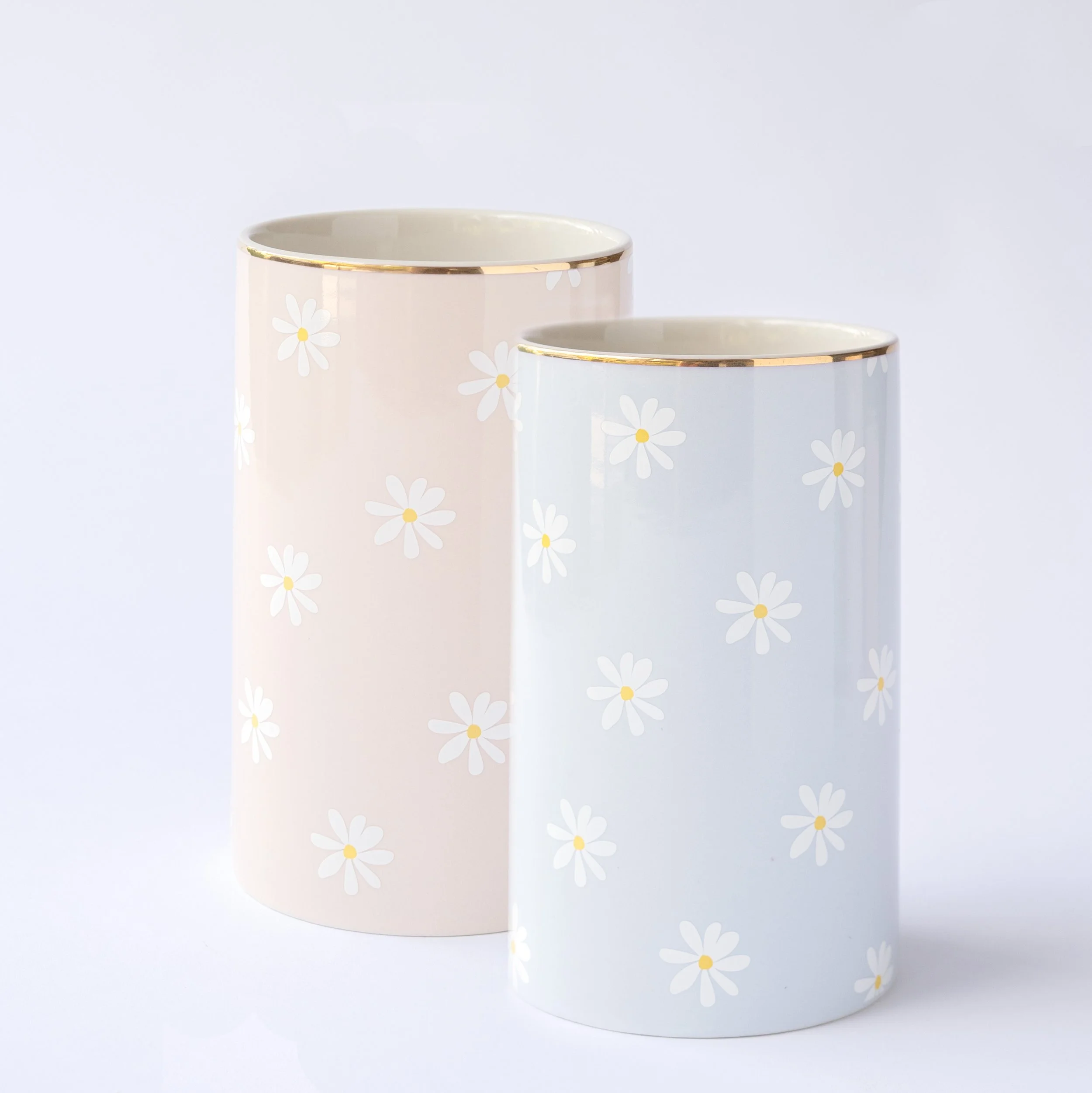 daisyvase.jpg