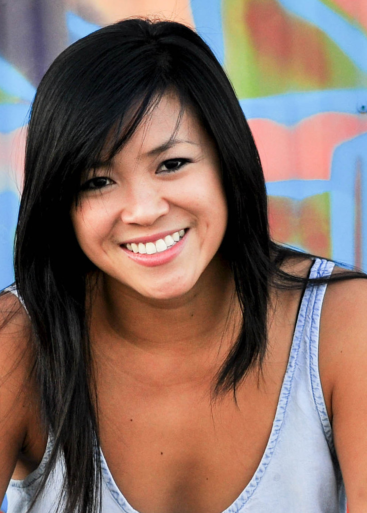Nina Wu_Headshot.png