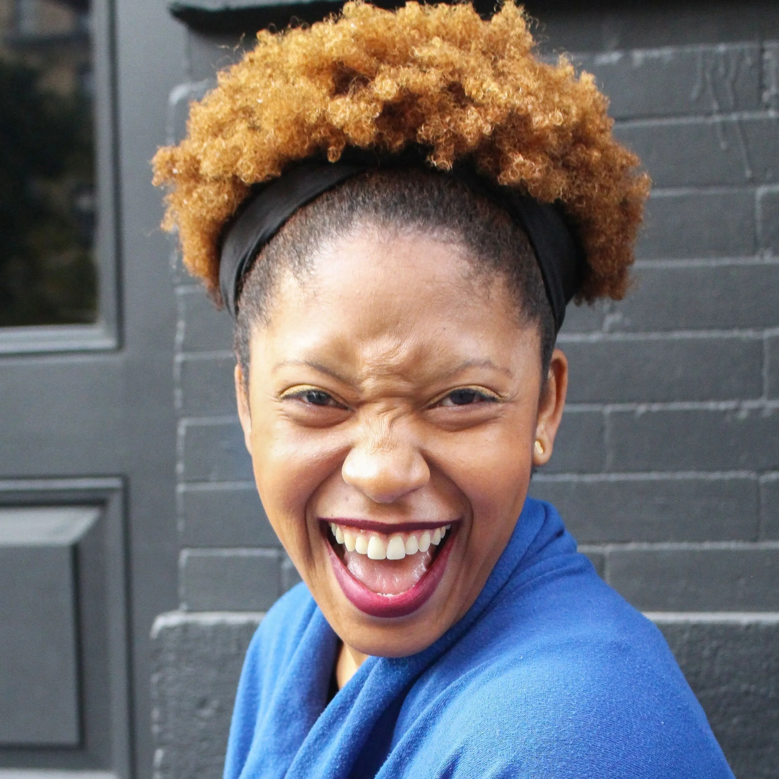 headshot blue - Mia Shelly Mac.jpg