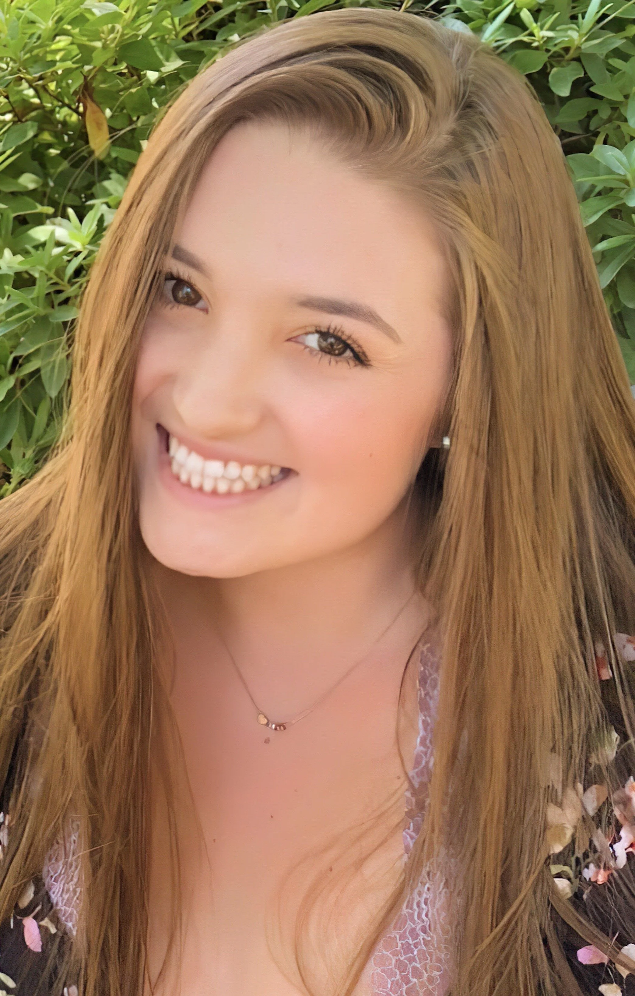 Maddie Allen Headshot - Madison Allen.JPG