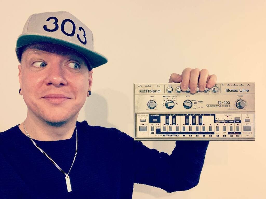 David Åhlund - Dance/ DJ/ Synth  Artist Relations Product Specialist for Roland  
