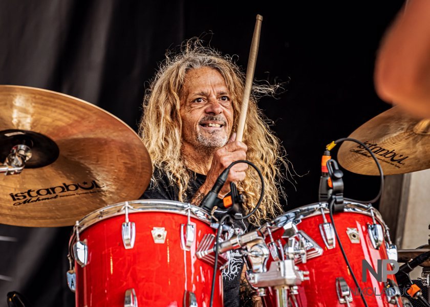 Michael Jochum - Rock, jazz and nu-metal drummer