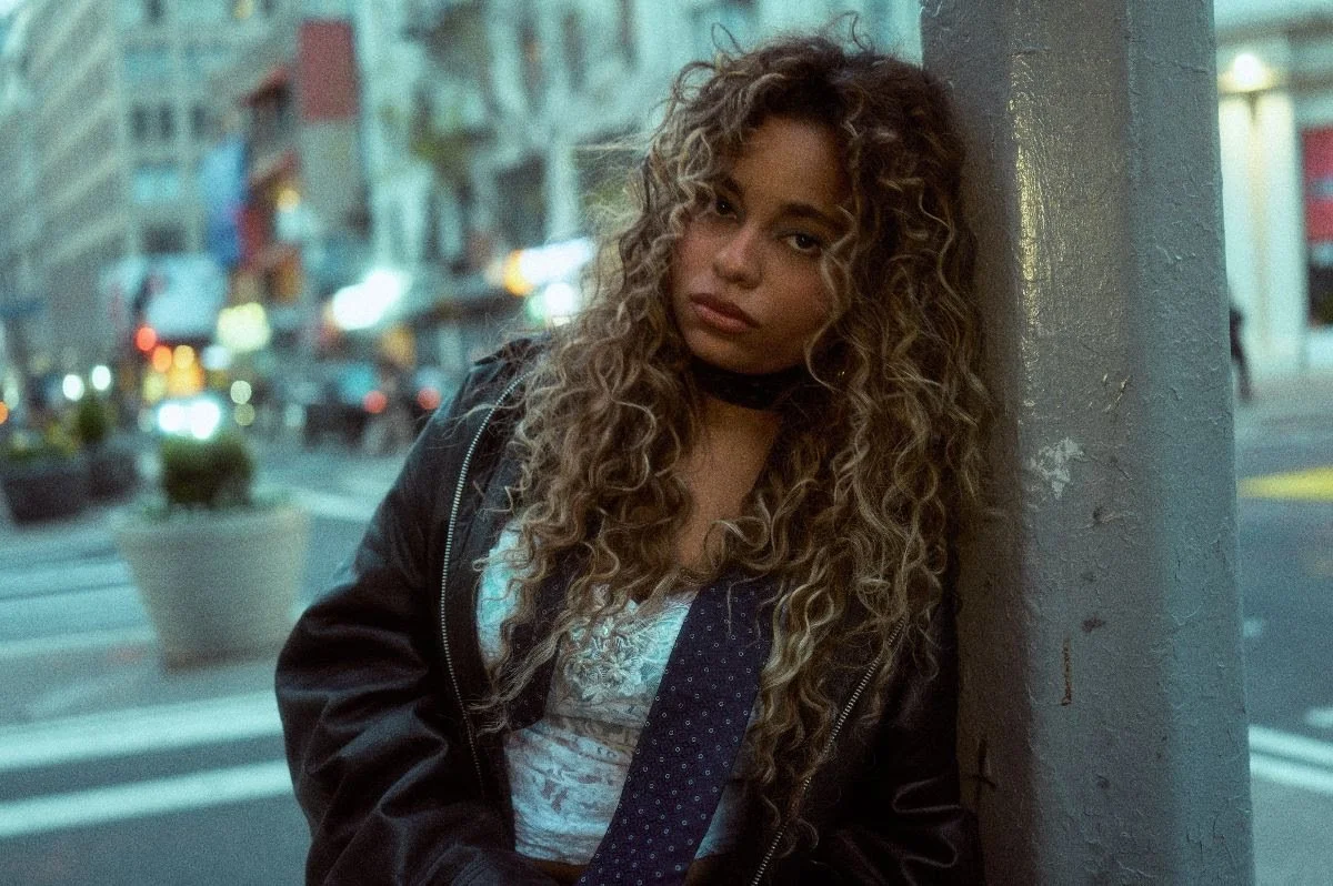 Bella Kay - alt-pop artist