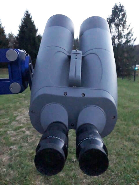 binoculars4.jpg