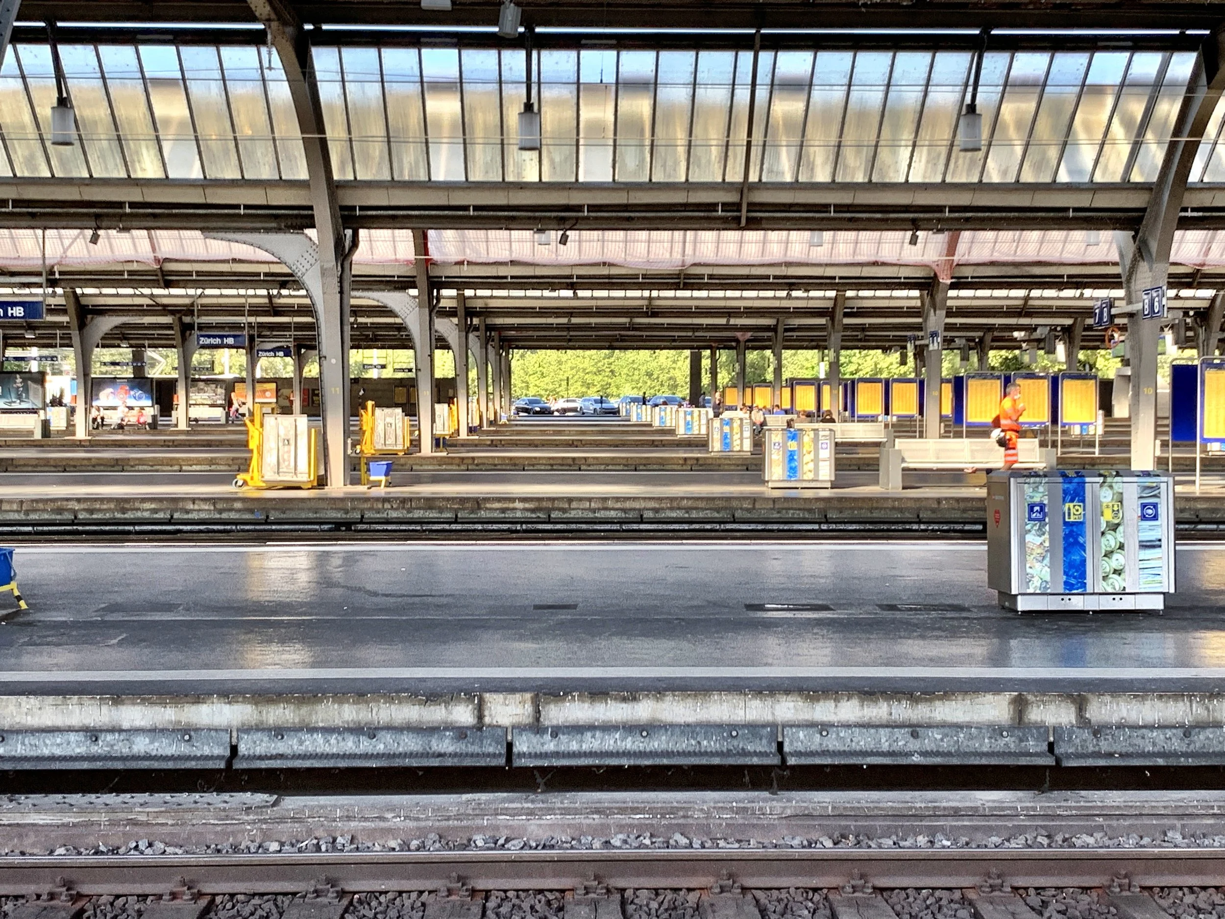 Die Implosion des Glanzes: Wenn Narzisst:innen alles verlieren, was sie geschaffen haben.