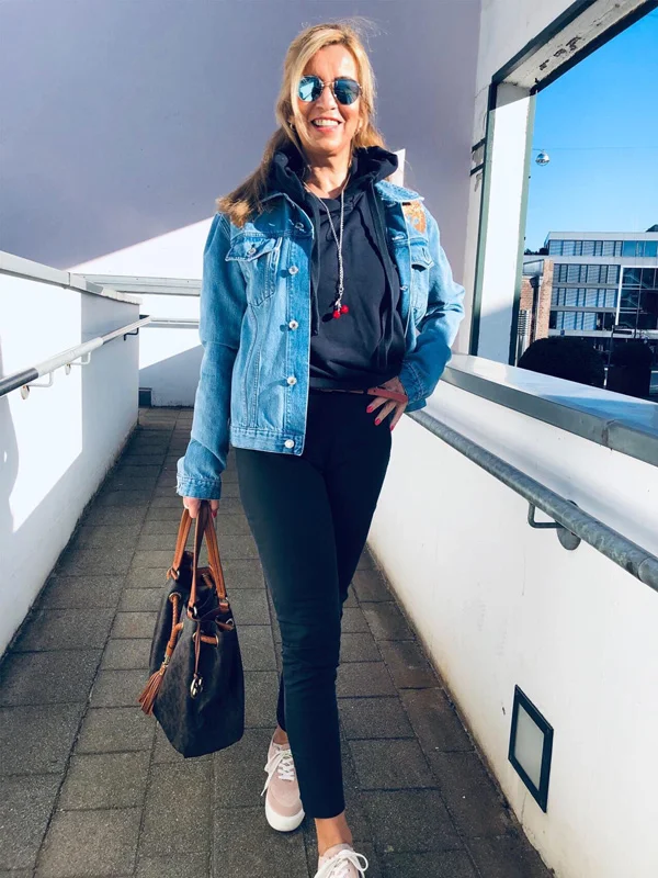 hoodie denim jacket outfit