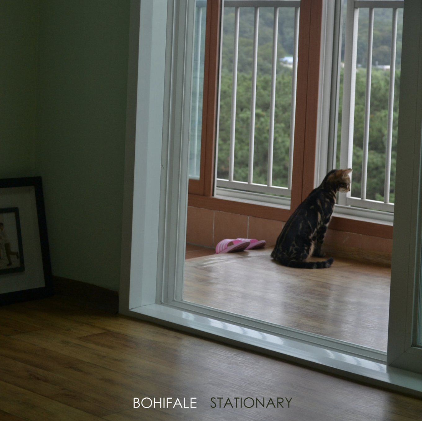 STATIONARY (2018)