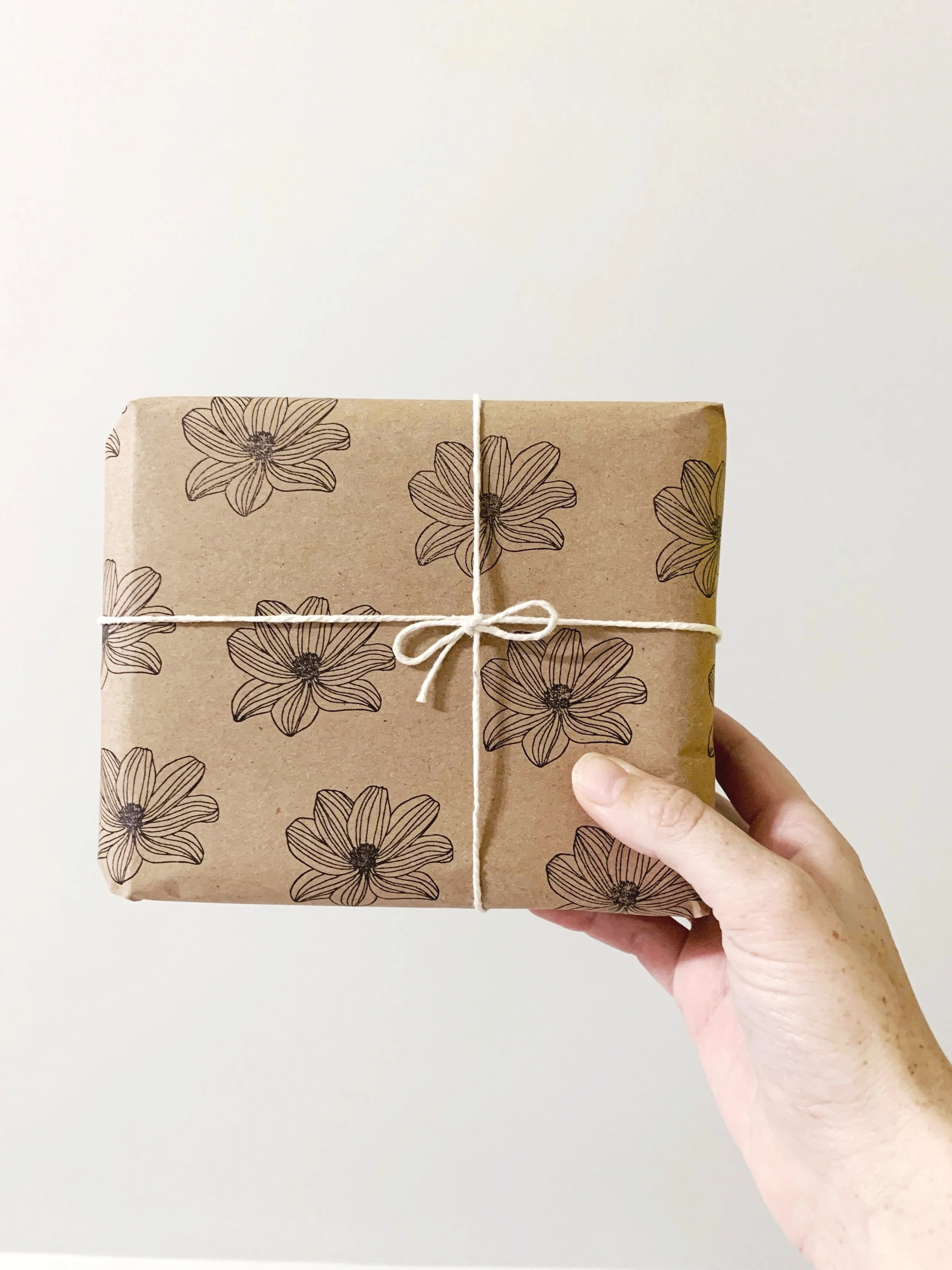 How to Make DIY Wrapping Paper