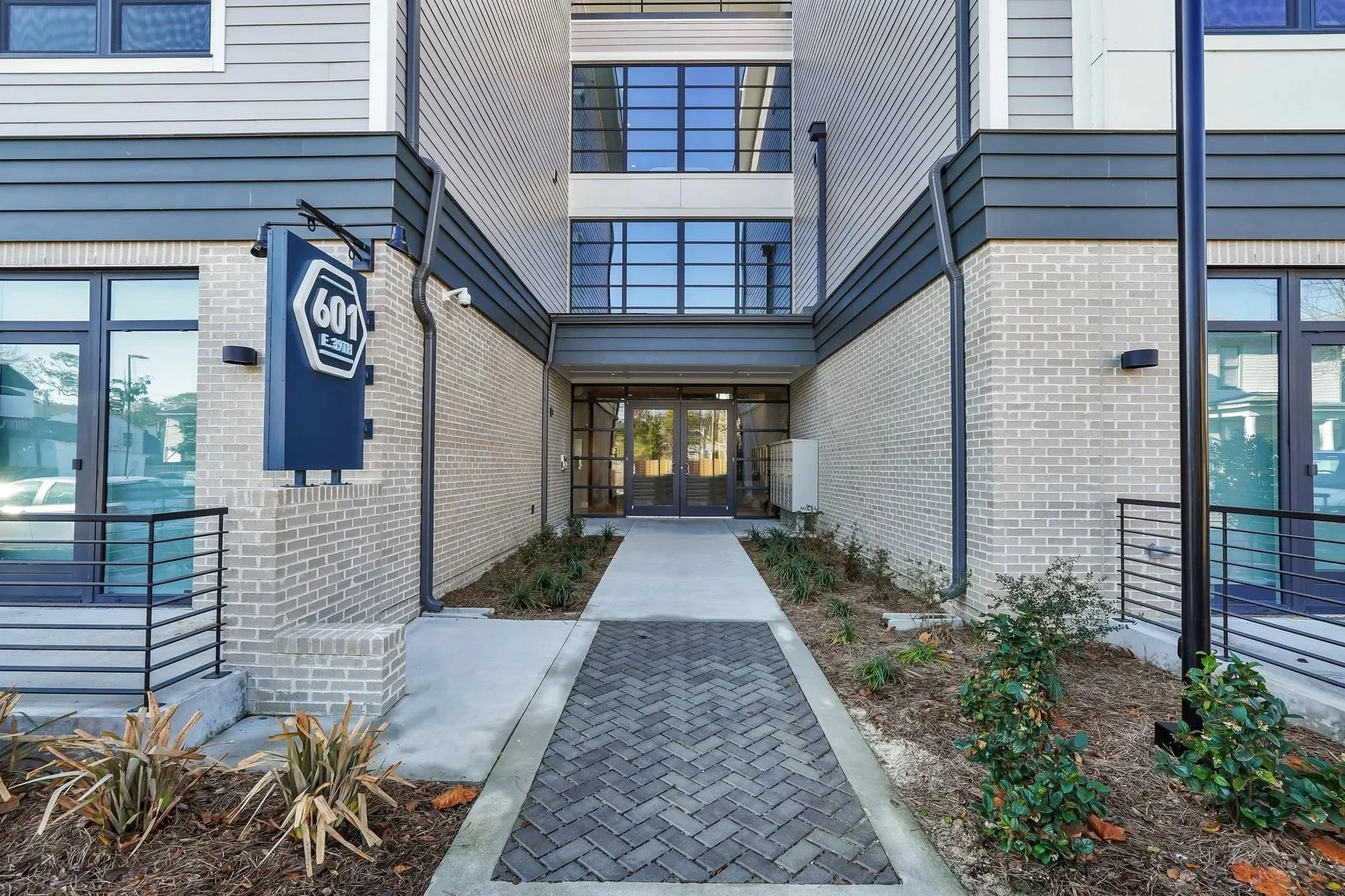 Method_601 E 39th St_7.jpeg