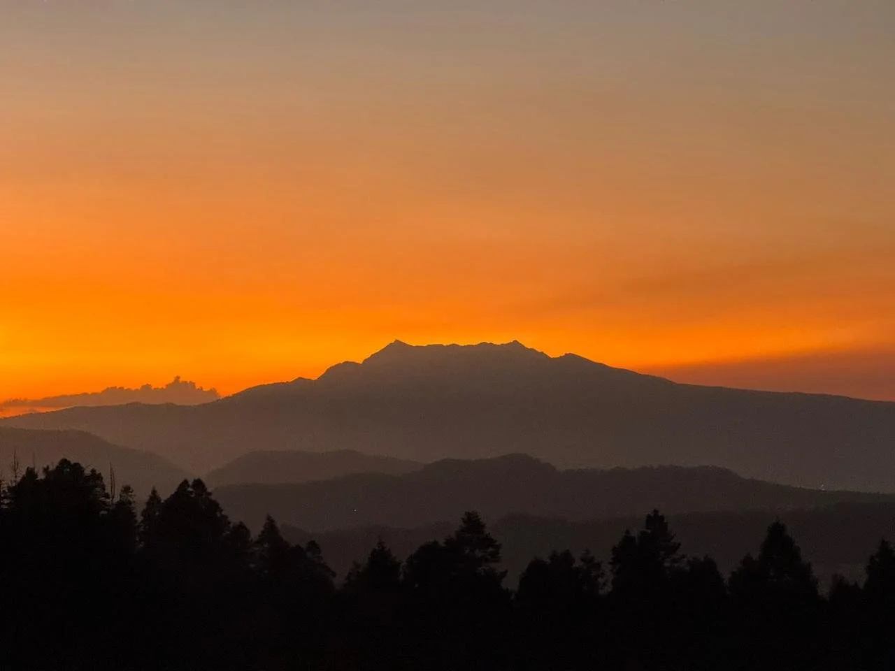 atardecer portada (2).jpg