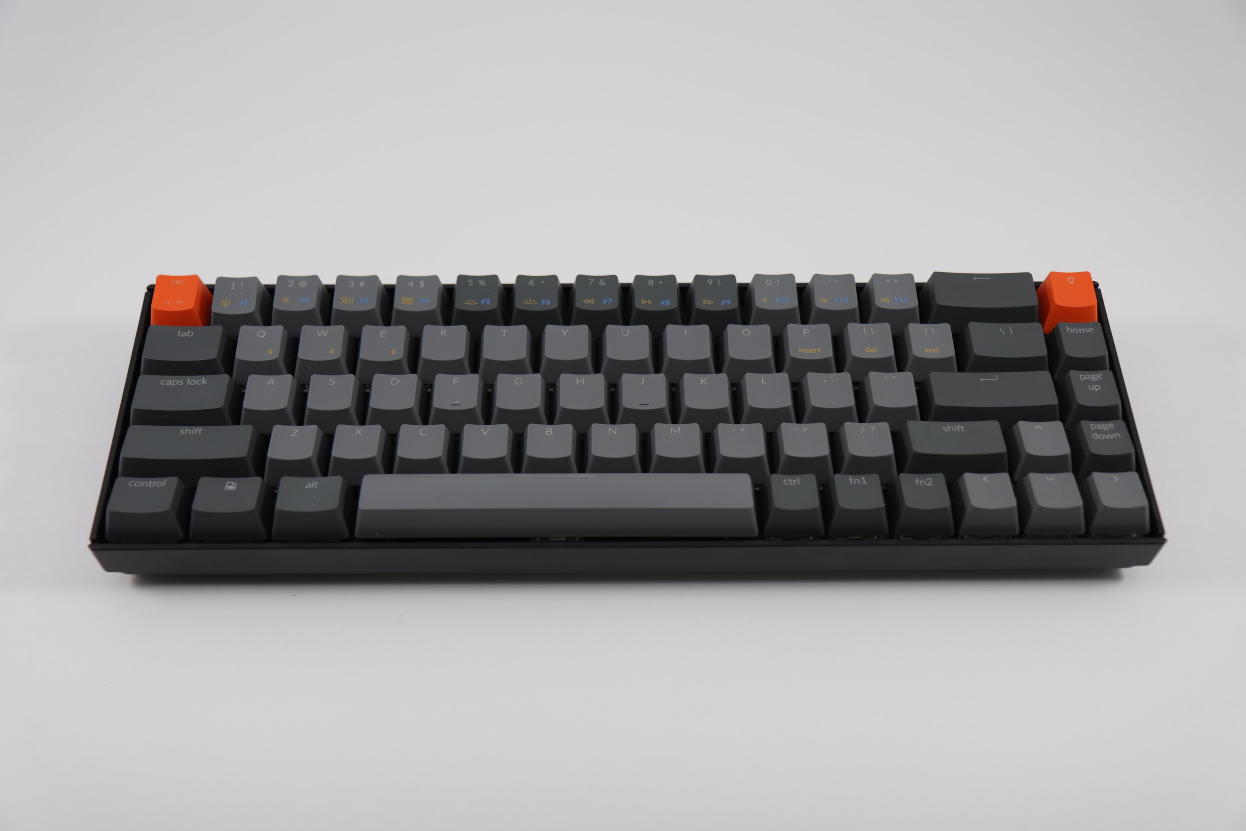 Keychron K6 - A Solid Choice for a 65% Wireless Mechanical