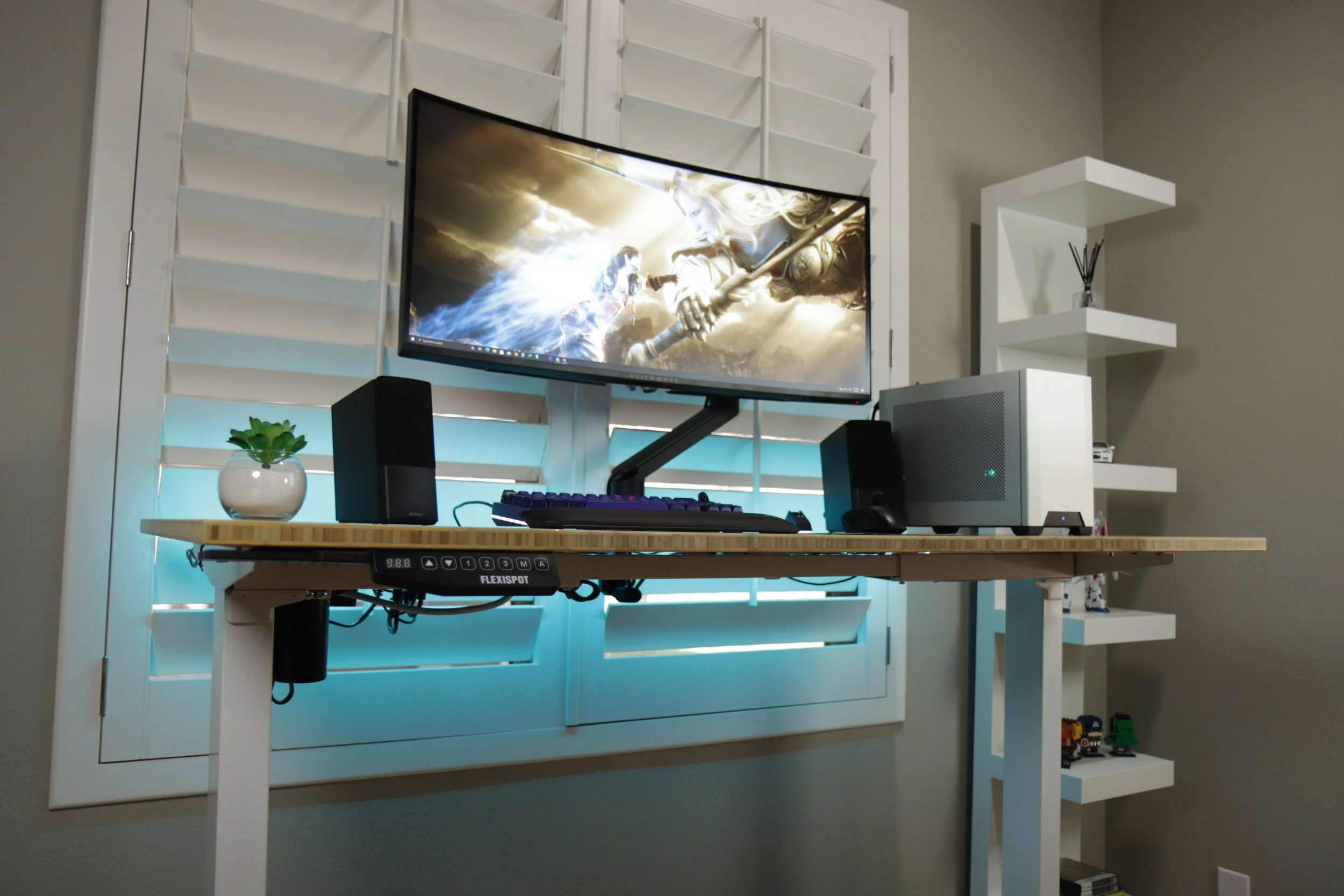 Review: FlexiSpot Kana Bamboo Standing Desk