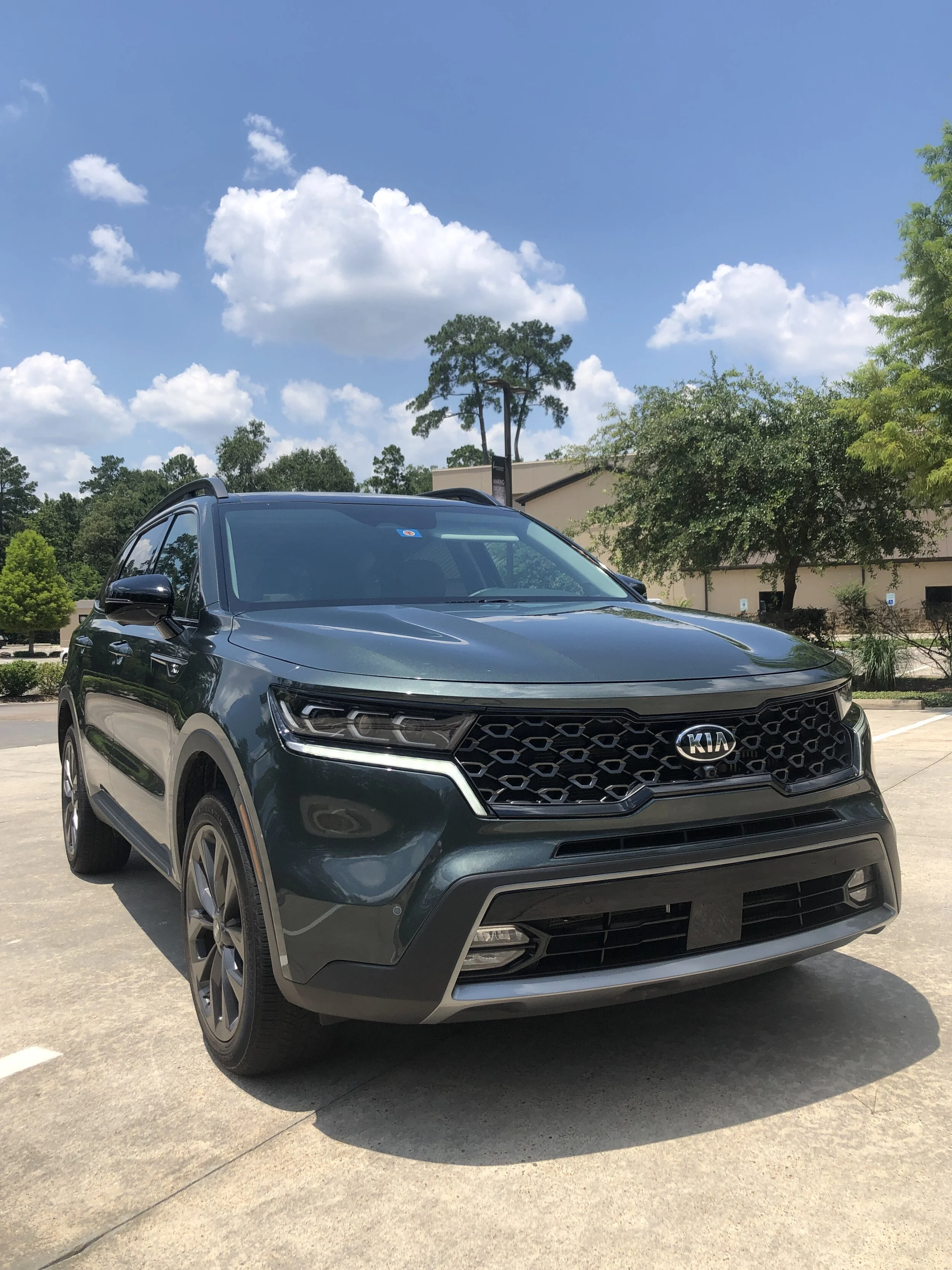 Behind the Wheel with the 2021 Kia Sorento X-Line SX AWD