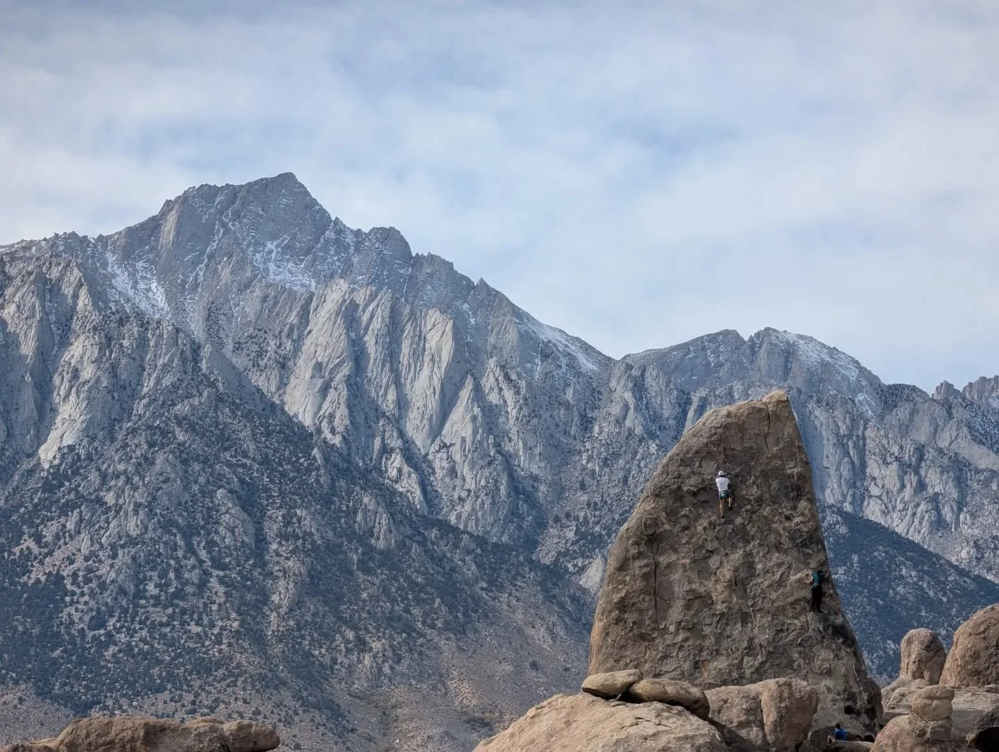 Another great trip in the books! Thanks to everyone who climbed with us in the Alabama Hills!

📍 N&uuml;&uuml;m&uuml; Wit&uuml; (Eastern Mono/Monache), N&uuml;&uuml;m&uuml; (Northern Paiute), and New Sogobia (Western Shoshone) lands