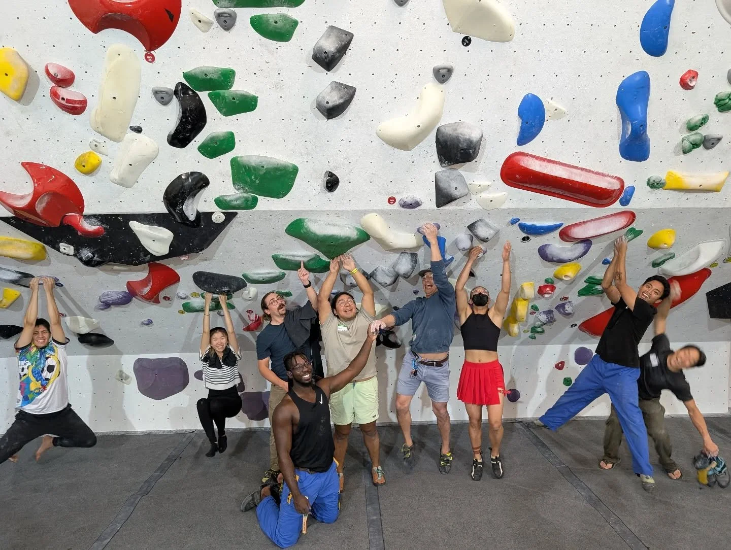 Come hang with us tomorrow at Stronghold Echo Park from 7pm to 9pm! Free for members, $20 discounted day pass for non-members, and plenty of guest passes to go around!