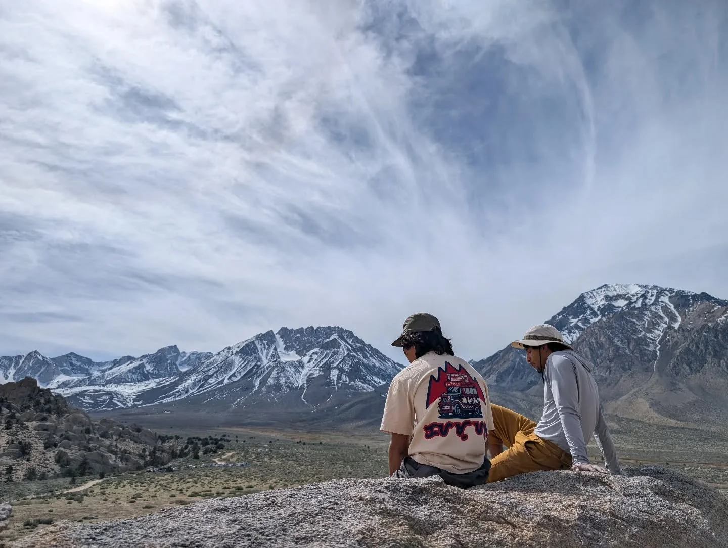 Take a breath and take in the view before the downclimb

📍 N&uuml;&uuml;m&uuml; Wit&uuml; (Eastern Mono/Monache) and N&uuml;&uuml;m&uuml; (Northern Paiute) lands