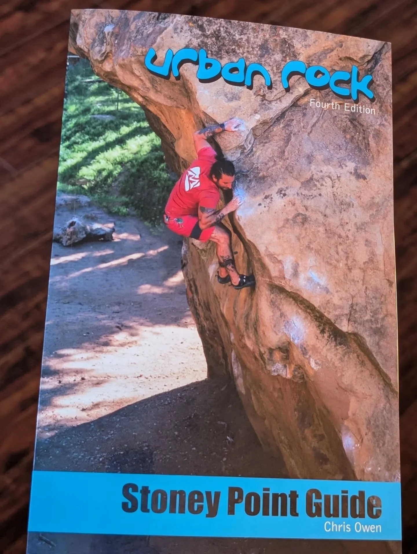 Lucky enough to get an early look at the newest edition of Urban Rock, the Stoney Point Guide by Chris Owen (@sowrco). Once you pick up your copy, you'll see some familiar faces in the guide 😉