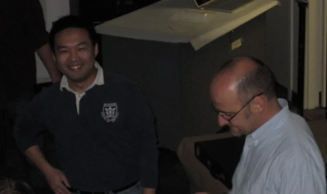 漢至和他的同事 Han Dai-Yu and his colleague at LMU