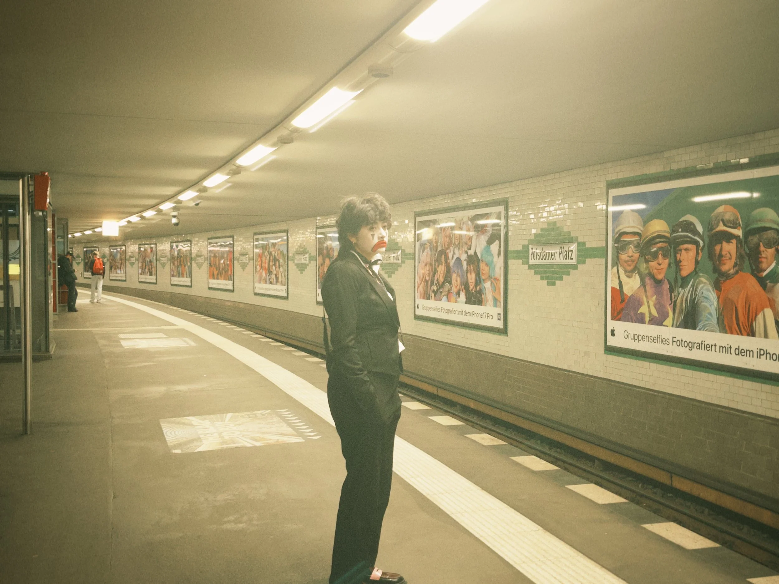 fxn 2026-04-16 093241CB71F3E64B63.jpg