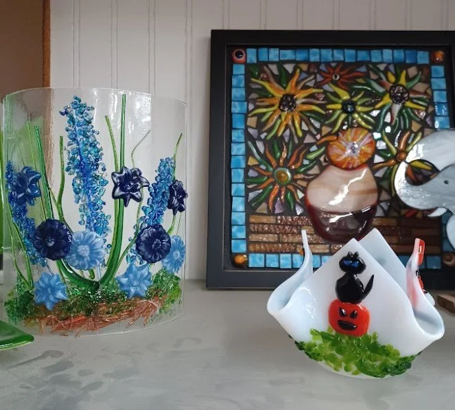 Intro to Fused Glass: SMALL DISH (90 MINUTE WORKSHOP) - Sunday Evening 6:00pm - 7:30pm (08/24)