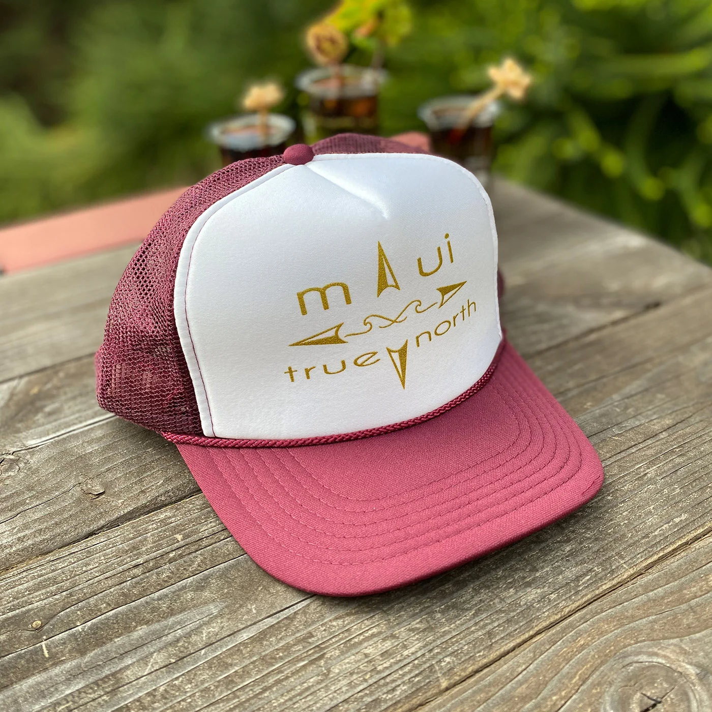 maroon_white_gold2.jpg