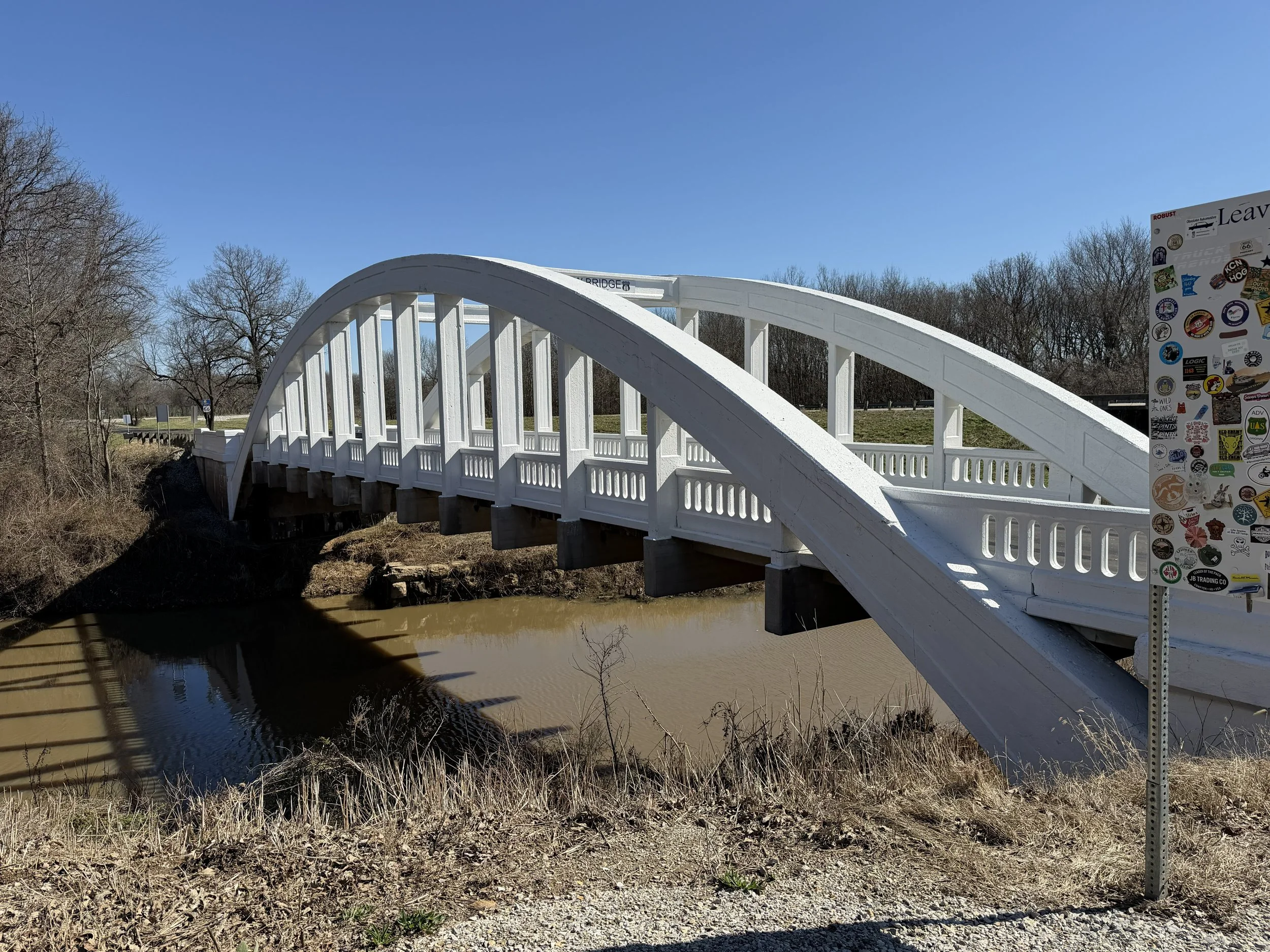 Rainbow Bridge Route 66.jpg