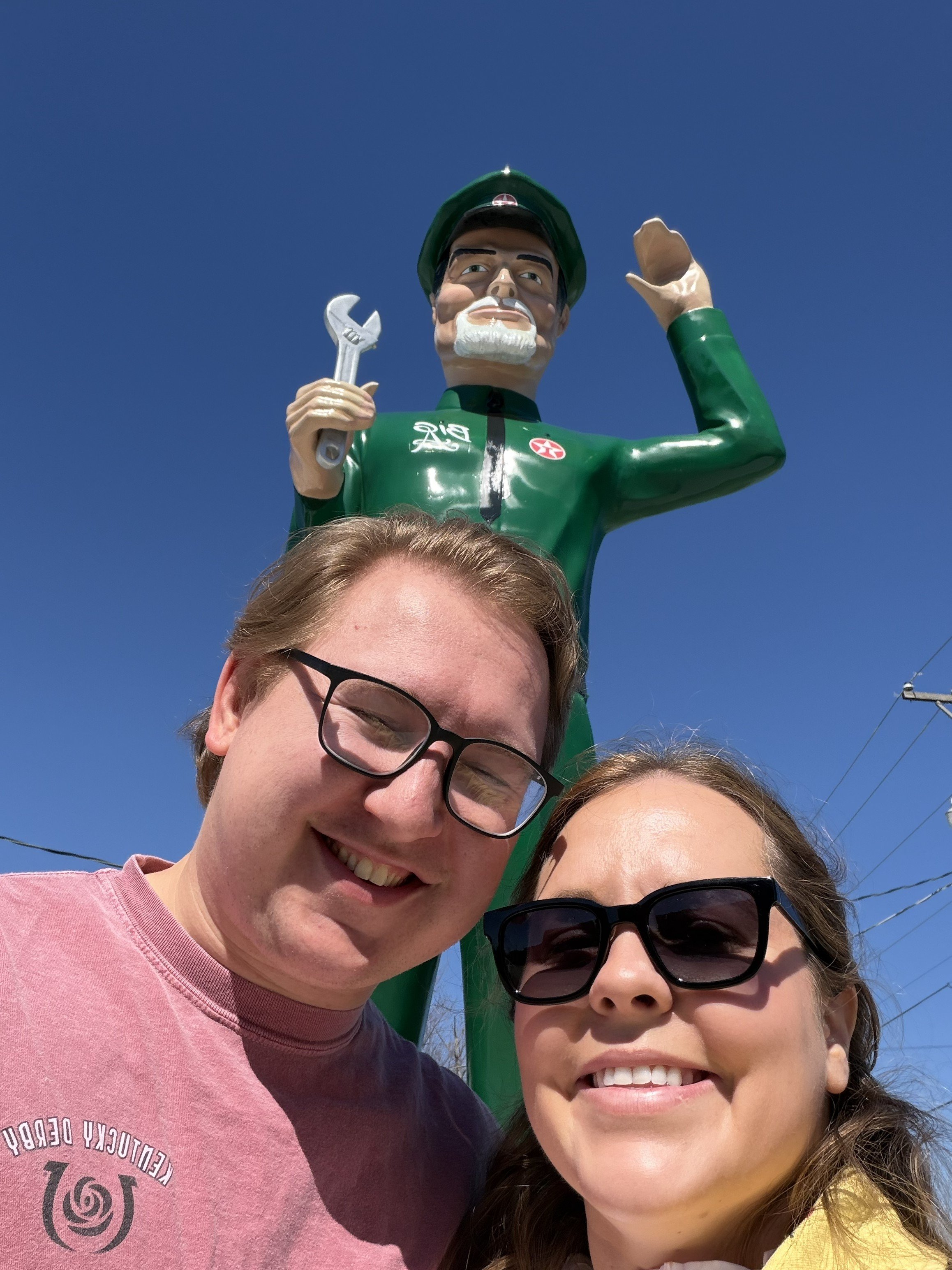 muffler man route 66 ks.jpg