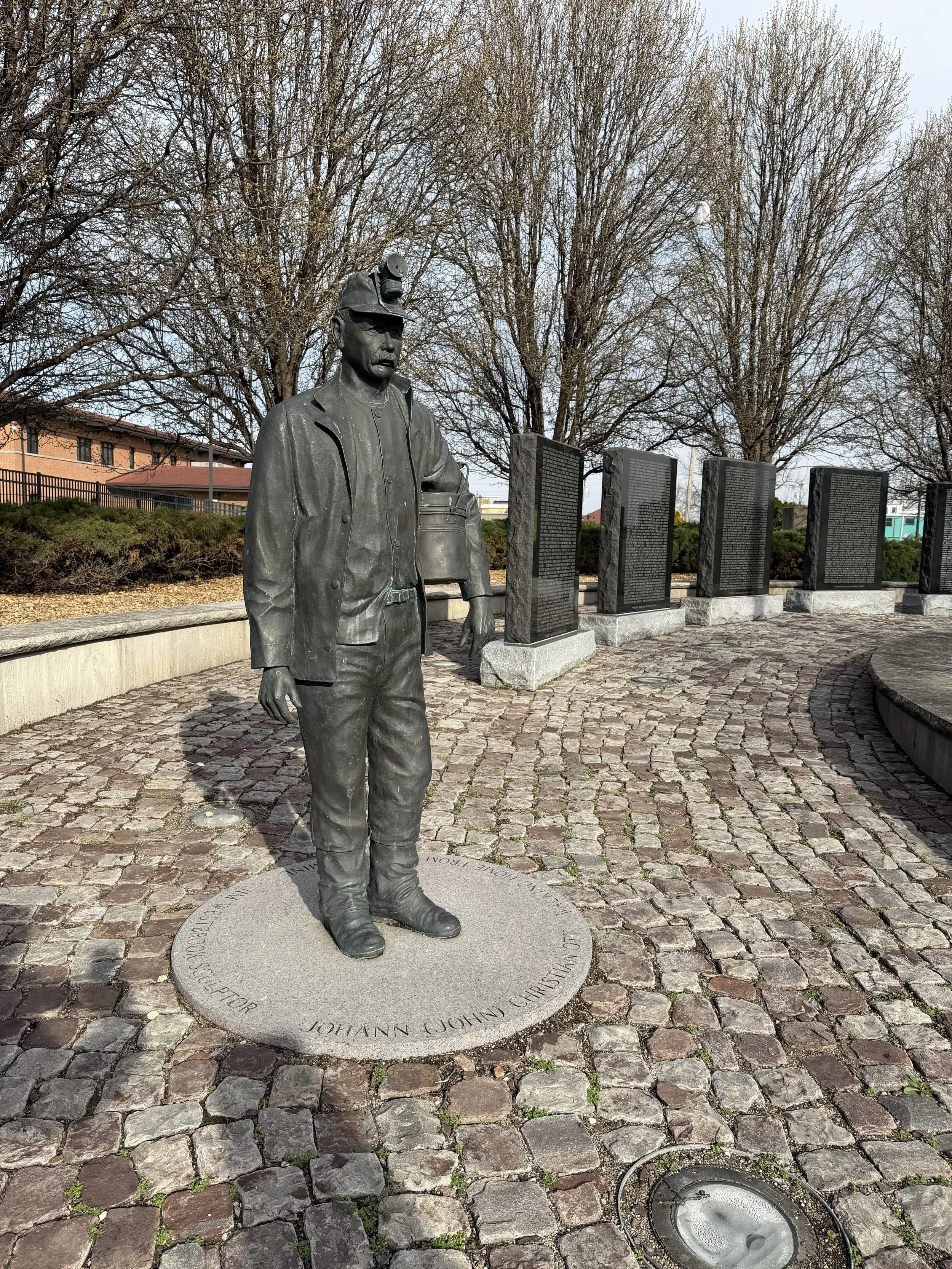 miners memorial 2 southeast kansas.jpg