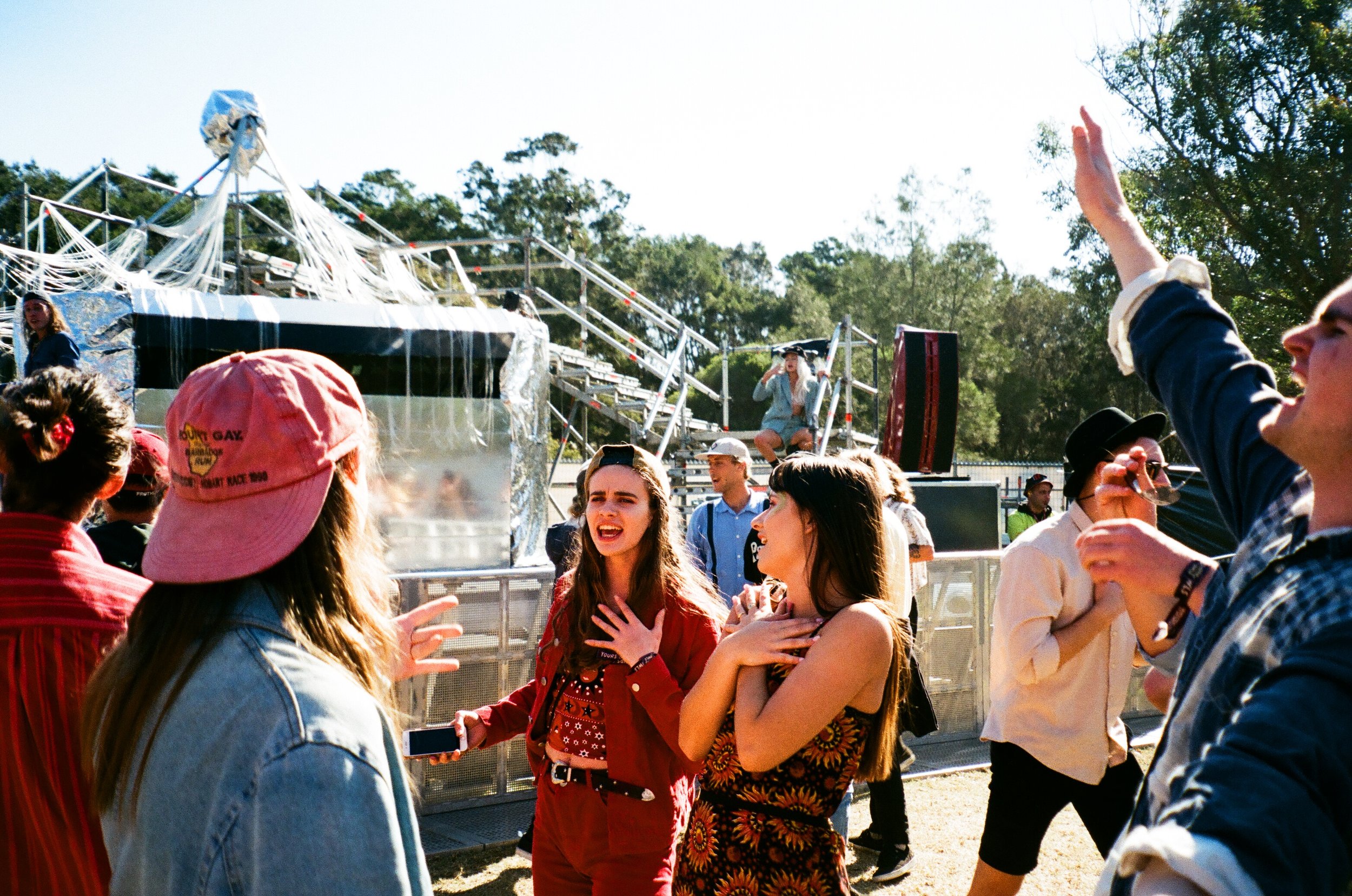 Some random doof stage that we stumbled upon in the back corner of Stuart Park. In this image, we have Madi & Em enthralled by ‘ I Will Survive ’. First I was afraid, I was petrified.