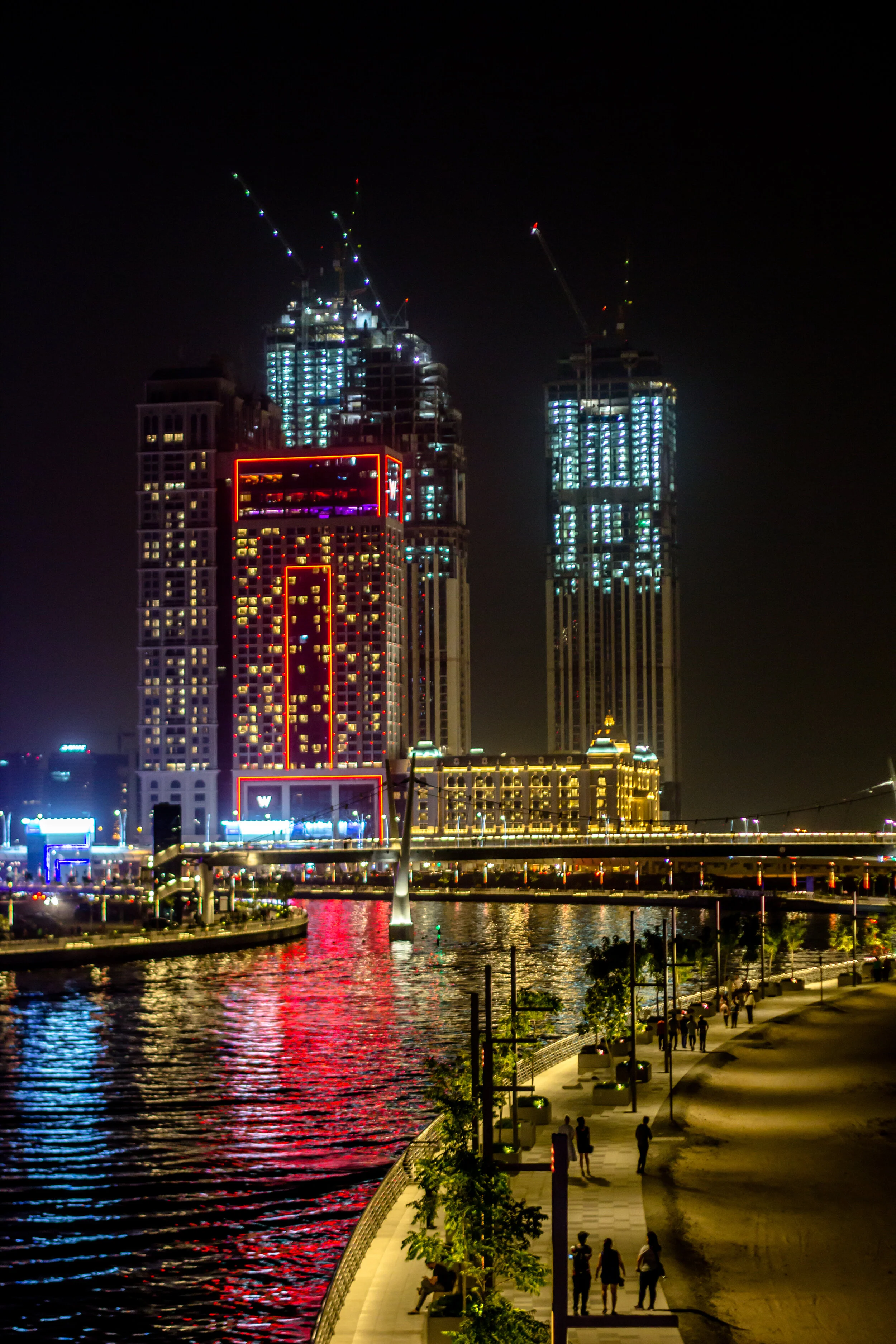 dubai walk-9.jpg