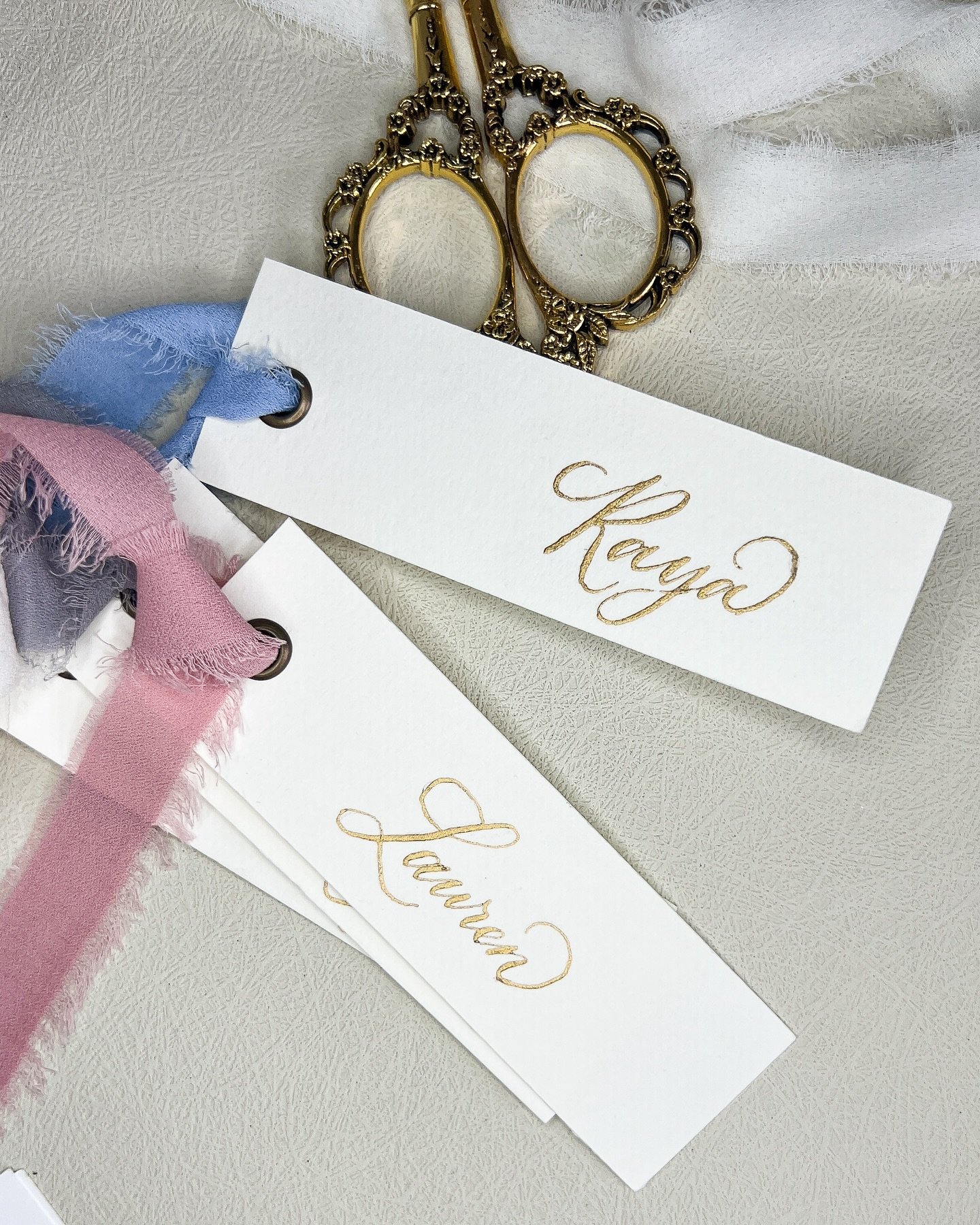 Elevate your event with my stunning new place card/ name tag design! Each meticulously crafted card adds a touch of sophistication and style to your table setting, setting the stage for an unforgettable celebration. Make every guest feel like a VIP w