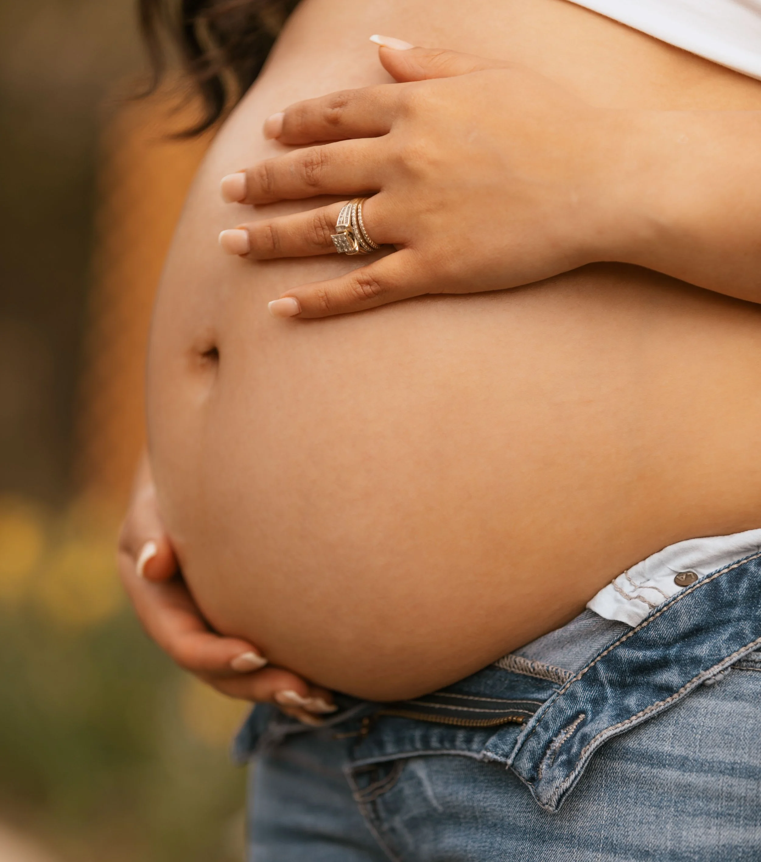 Raya Maternity &amp; Family