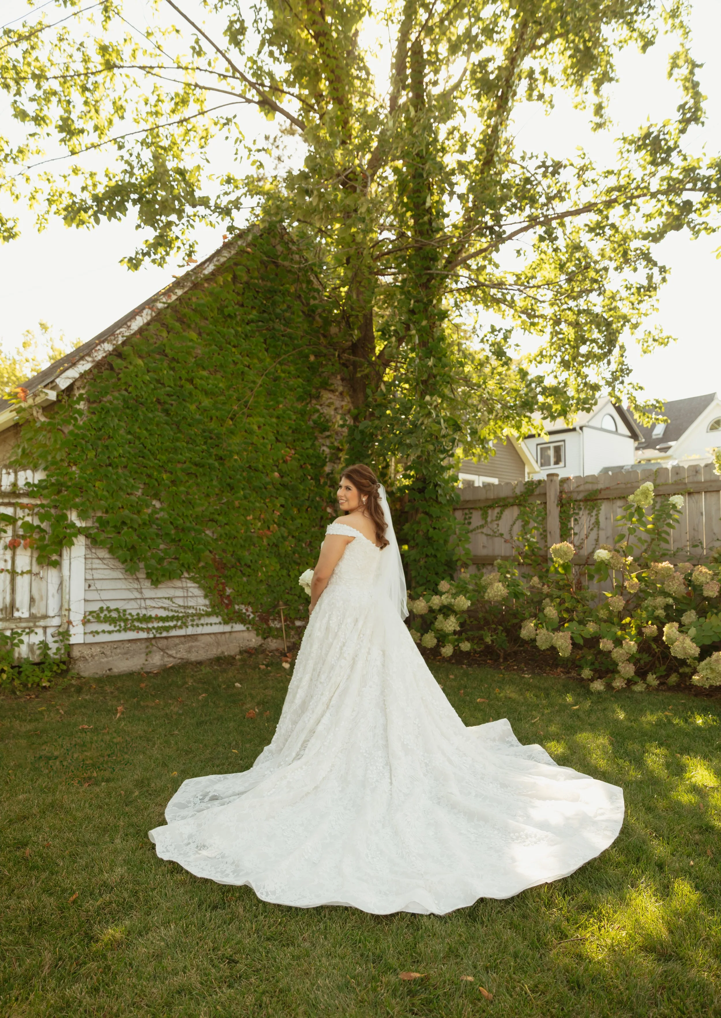 SFP_3_K+Gals_HoweWed_14.jpg