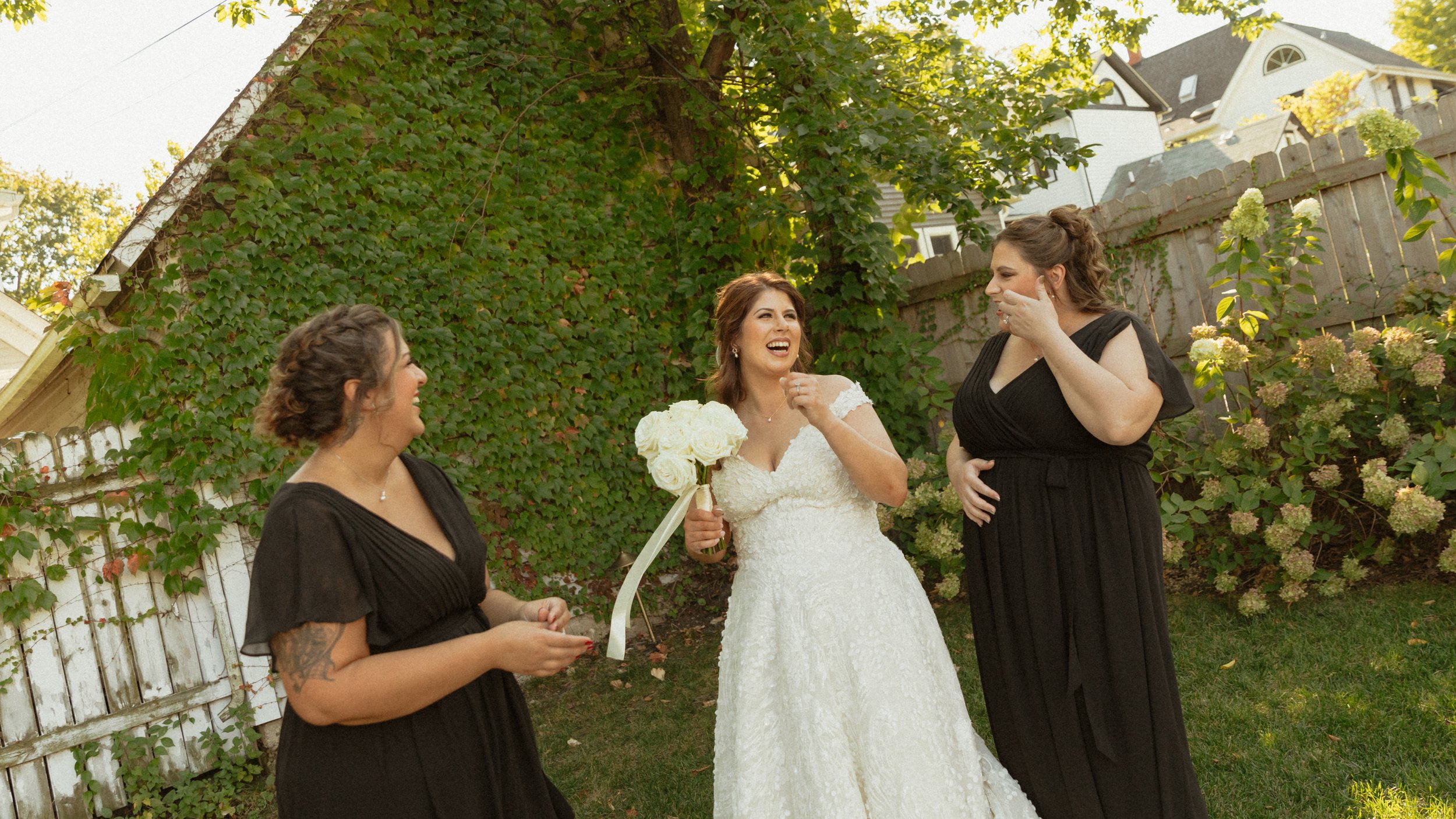 SFP_3_K+Gals_HoweWed_07.jpg