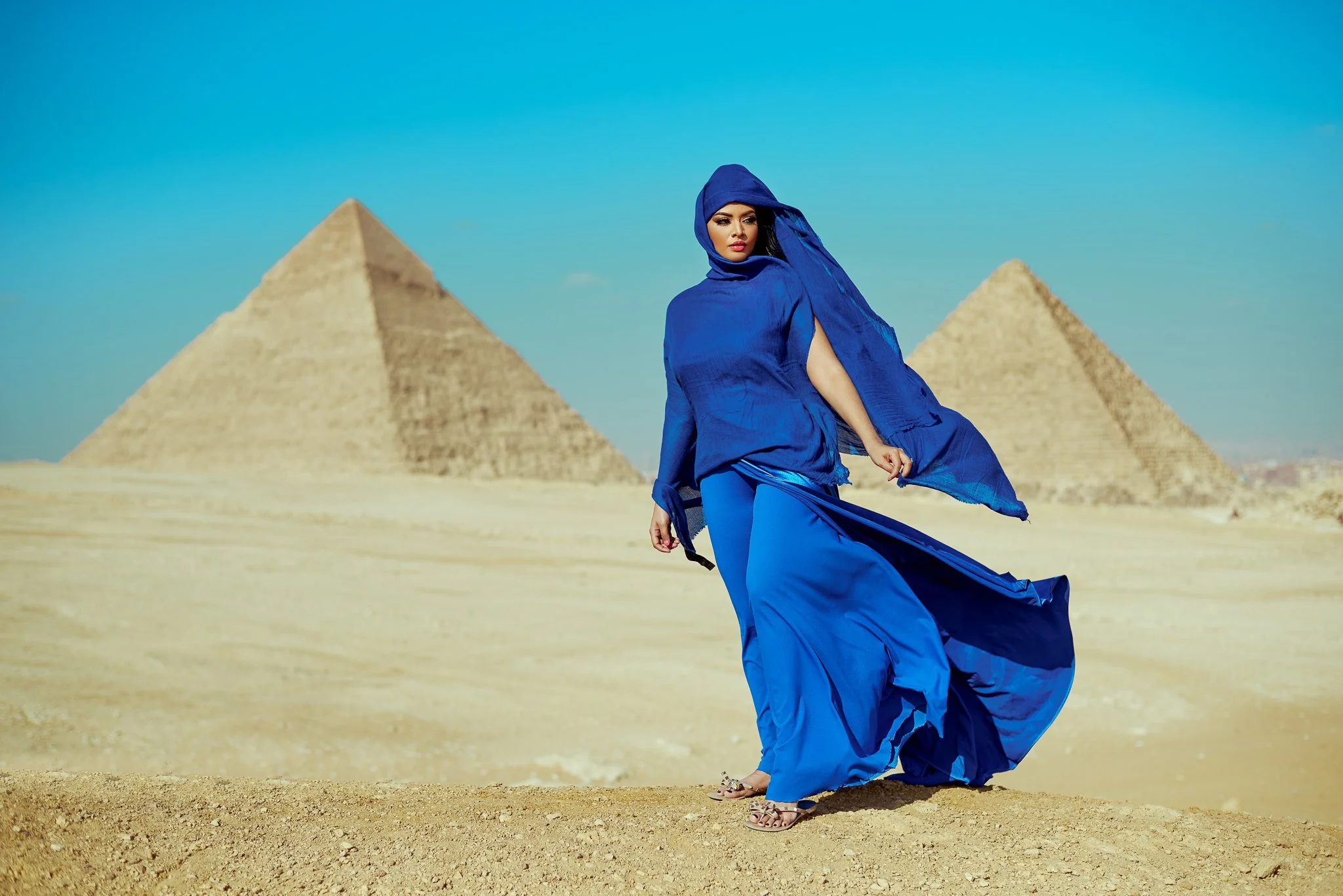 Portrait at the Pyramids-8.jpg