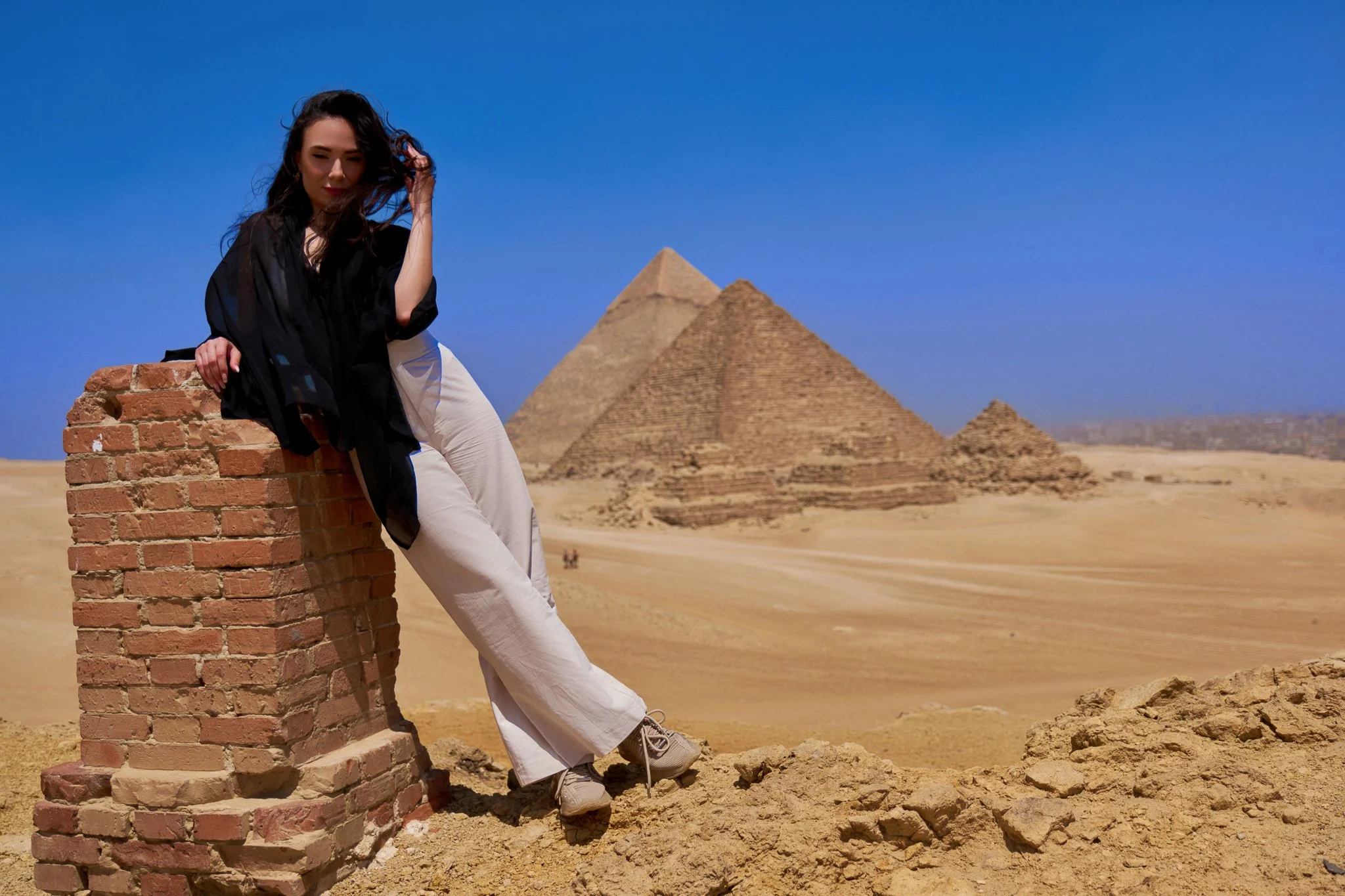 Portrait at the Pyramids-43.jpg