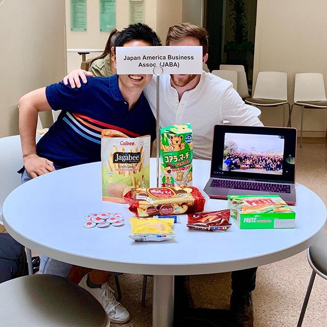 [04.26.2019] A Days 2019 club fair!!!
JABA had a booth there, with a bunch of Japanese snacks (thankfully we can buy them in LA!) and a photo slideshow of Japan Trek. Incoming students mainly dropped by the booths of professional clubs outside and on