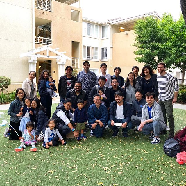 [05.31.2019] End-of-Year BBQ
Celebrating the end of the year of 2018-2019 with BBQ. Congrats on the graduation to the Class of 2019!! Congrats on the completion of the first year to the Class of 2020!!
*
2018-2019のスクールイヤーの年末ということでUCLAの家族寮があるUniversit
