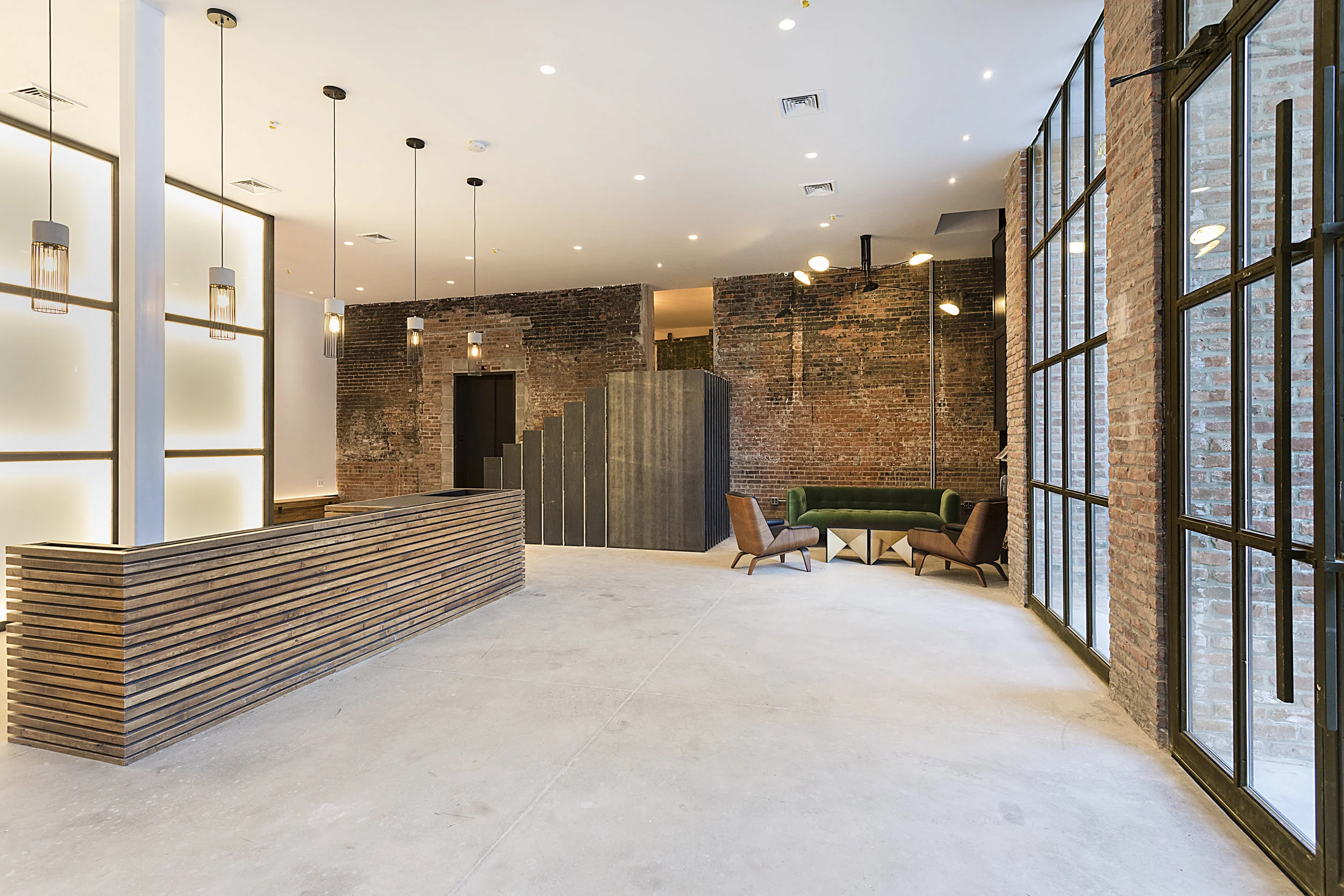 32__HI-RES_132_32ndSt_lobby2.jpg